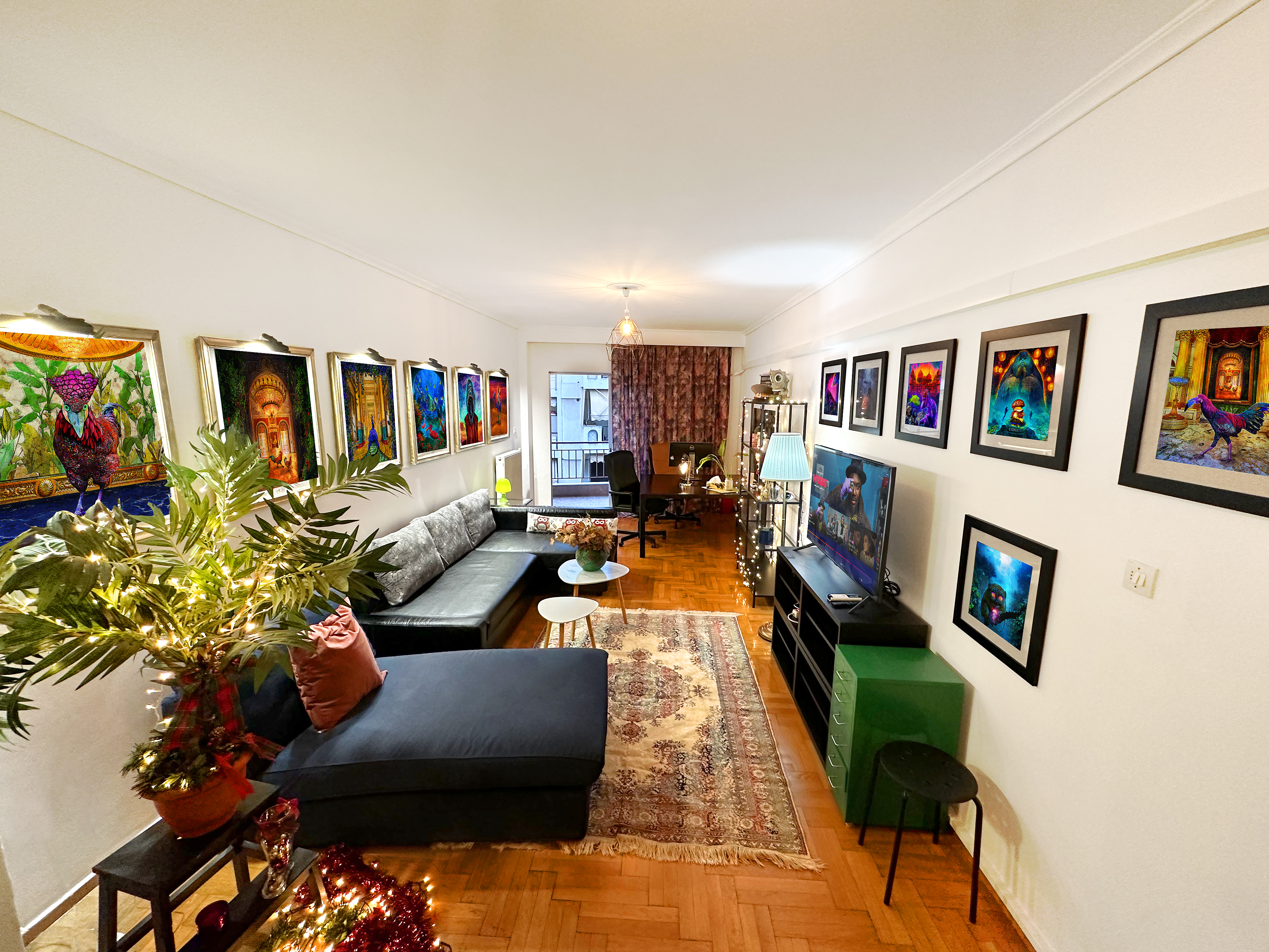 Big and Artistic Flat With Private Parking
