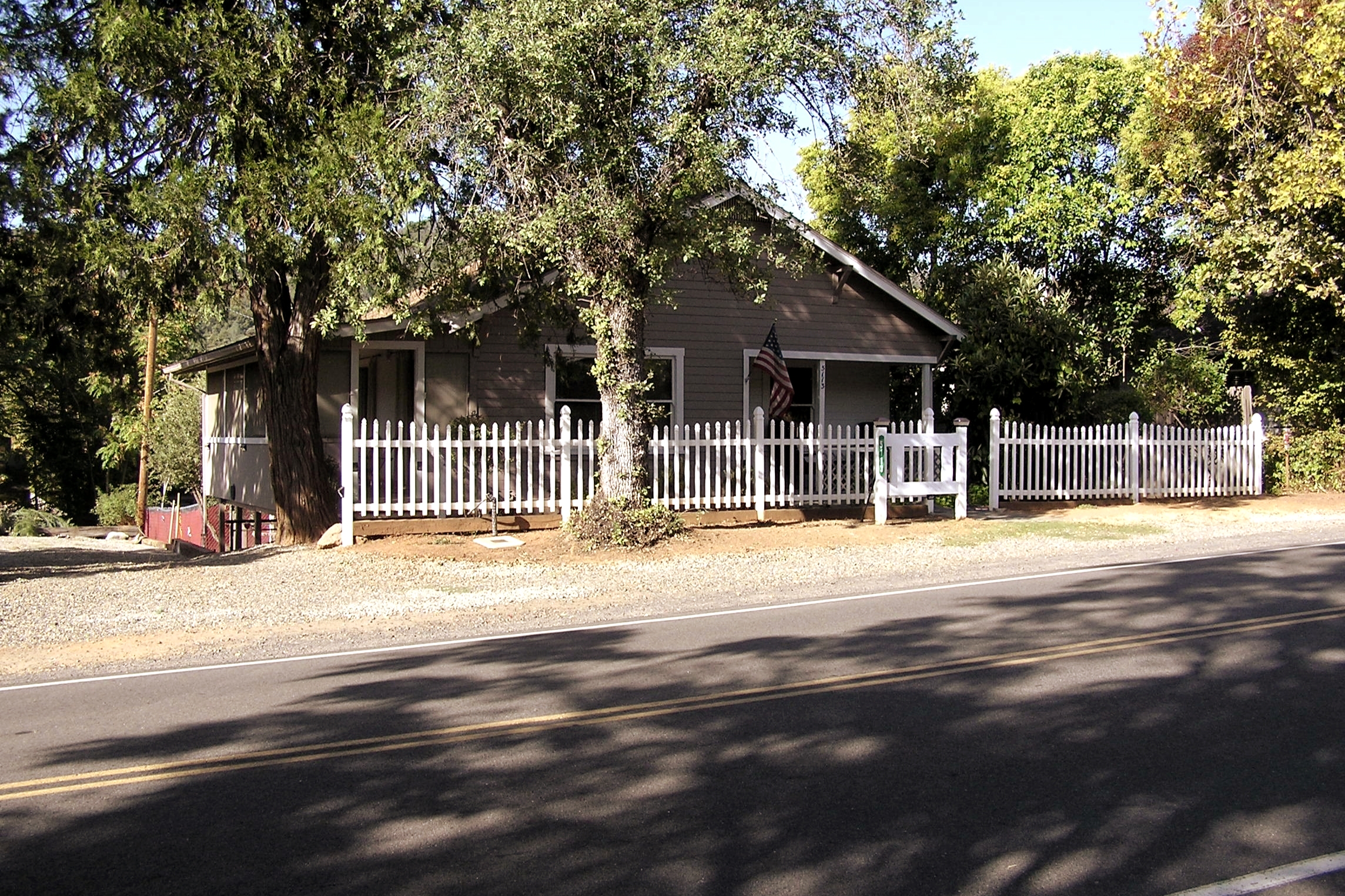 49 House Mariposa - No fee for Cleaning and Pets