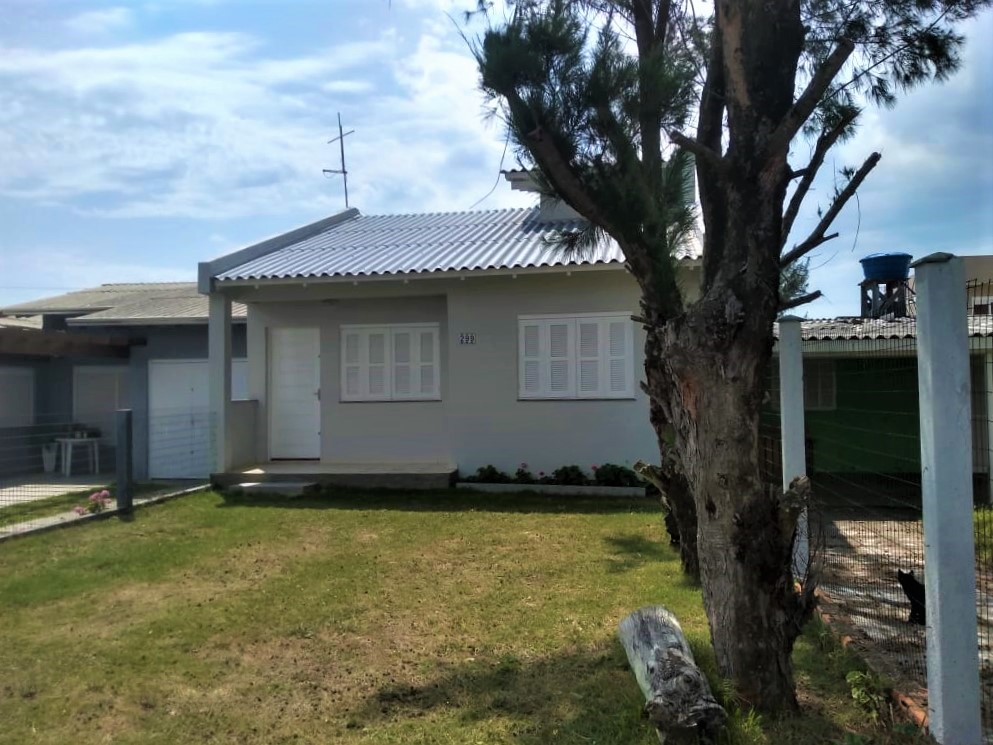 Spacious house in Tramandaí Sul at 250m from Praia
