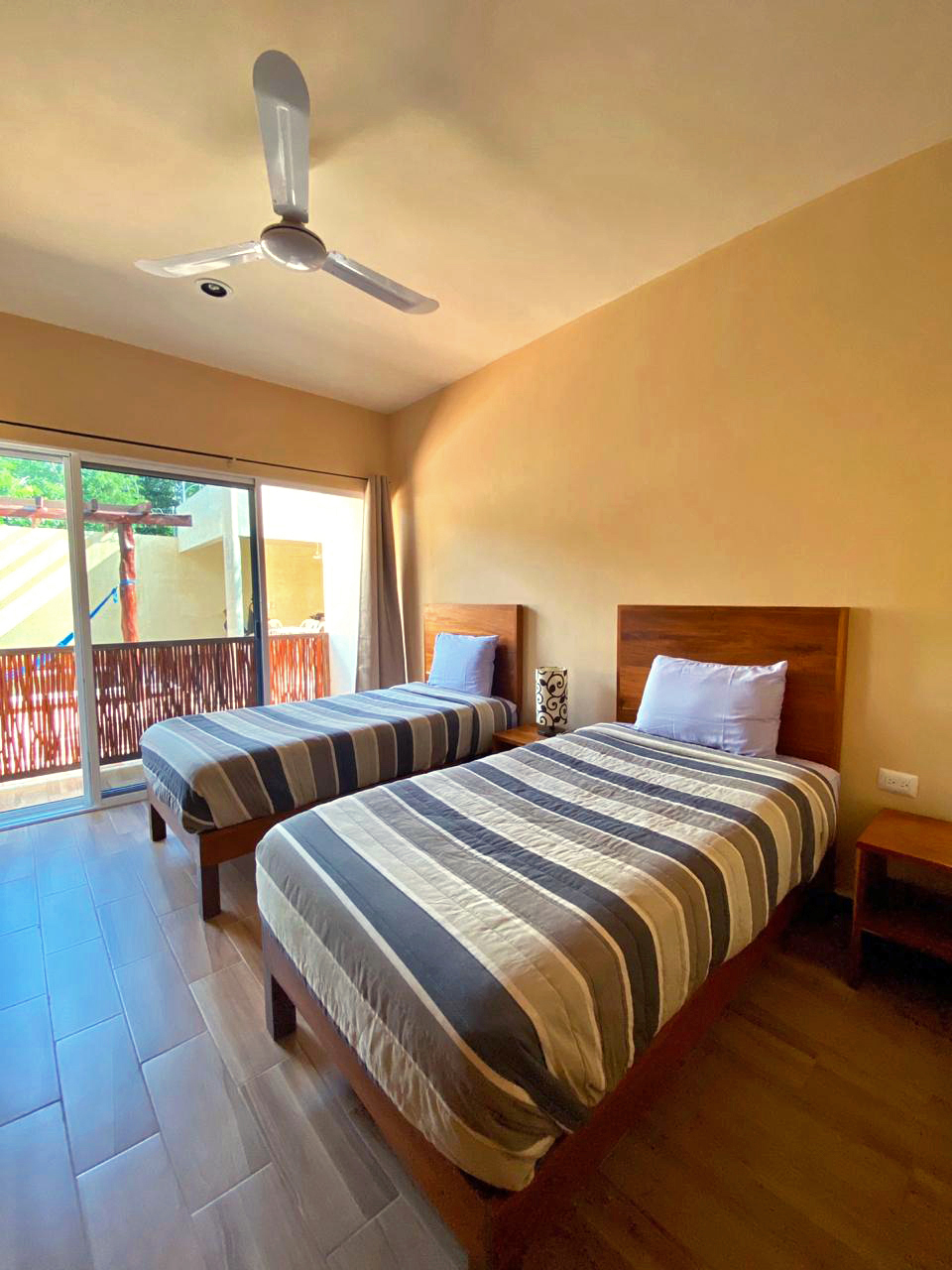 Simple Apartment For Rent Quintana Roo with Modern Garage