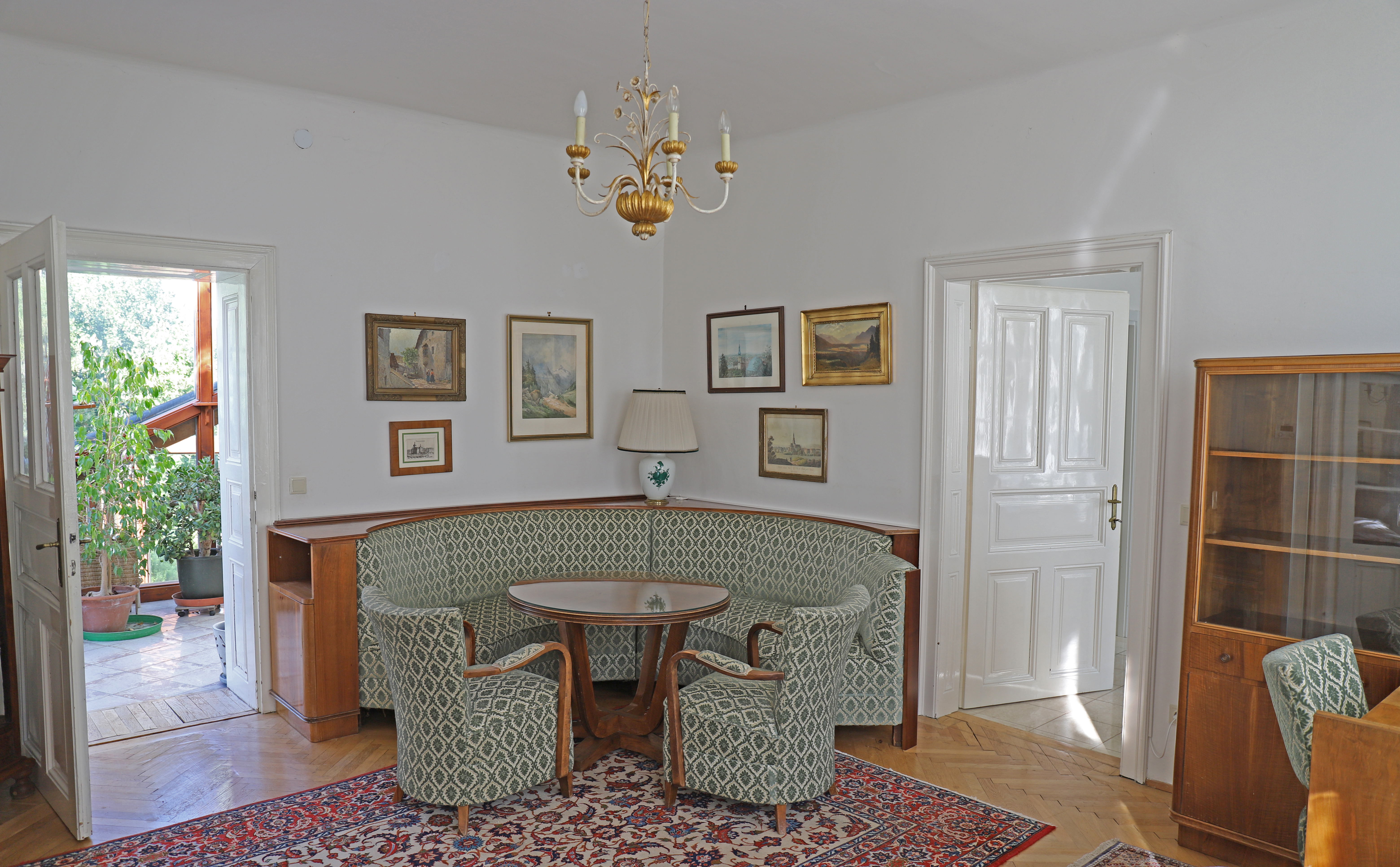 Guest apartment in a historic villa