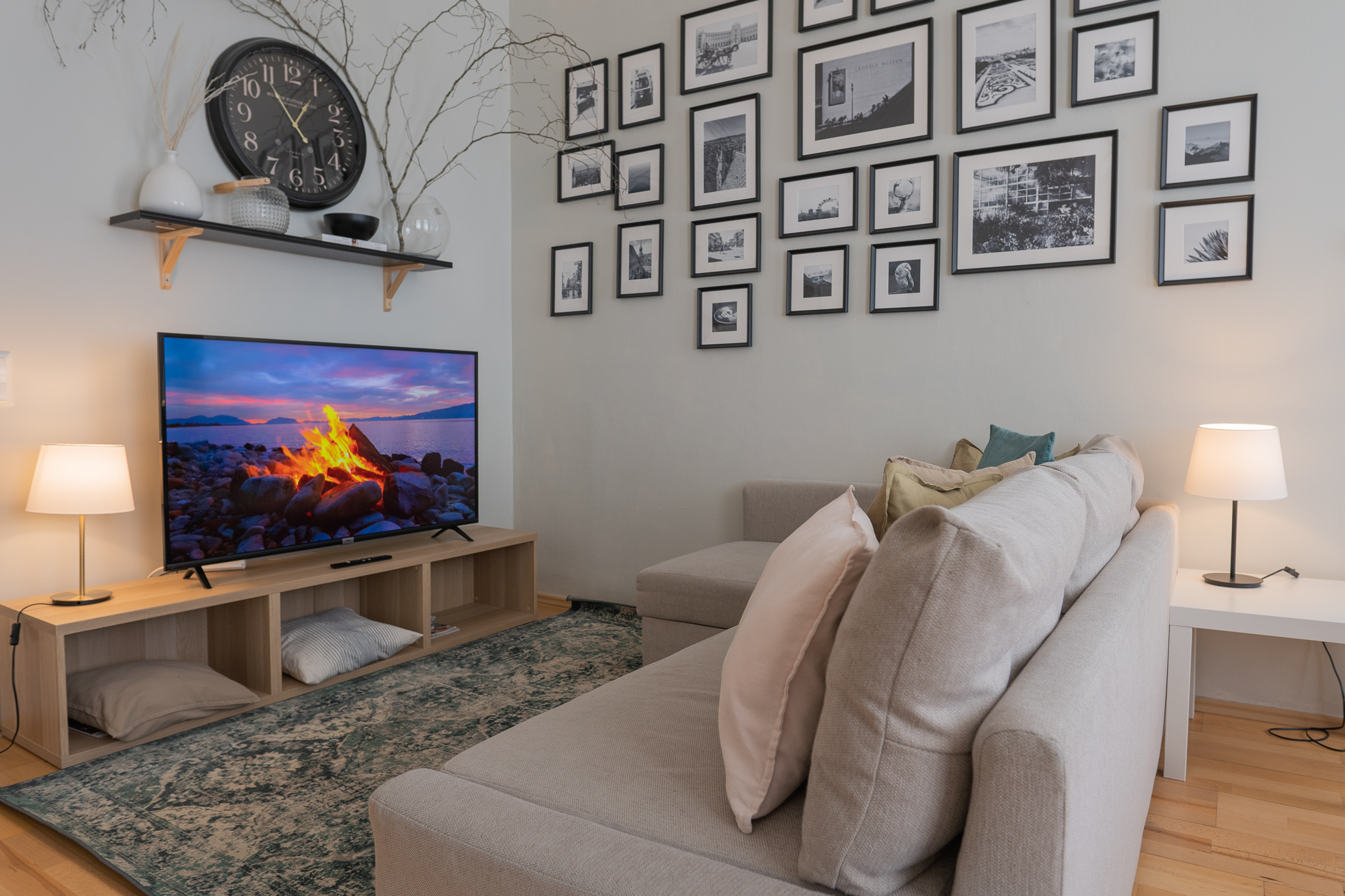 ~Danube apartment in ambient style with smart TV~