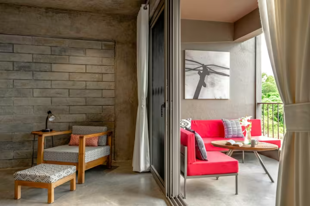 Contemporary 2 Bedroom Apt in Nerul with Pool