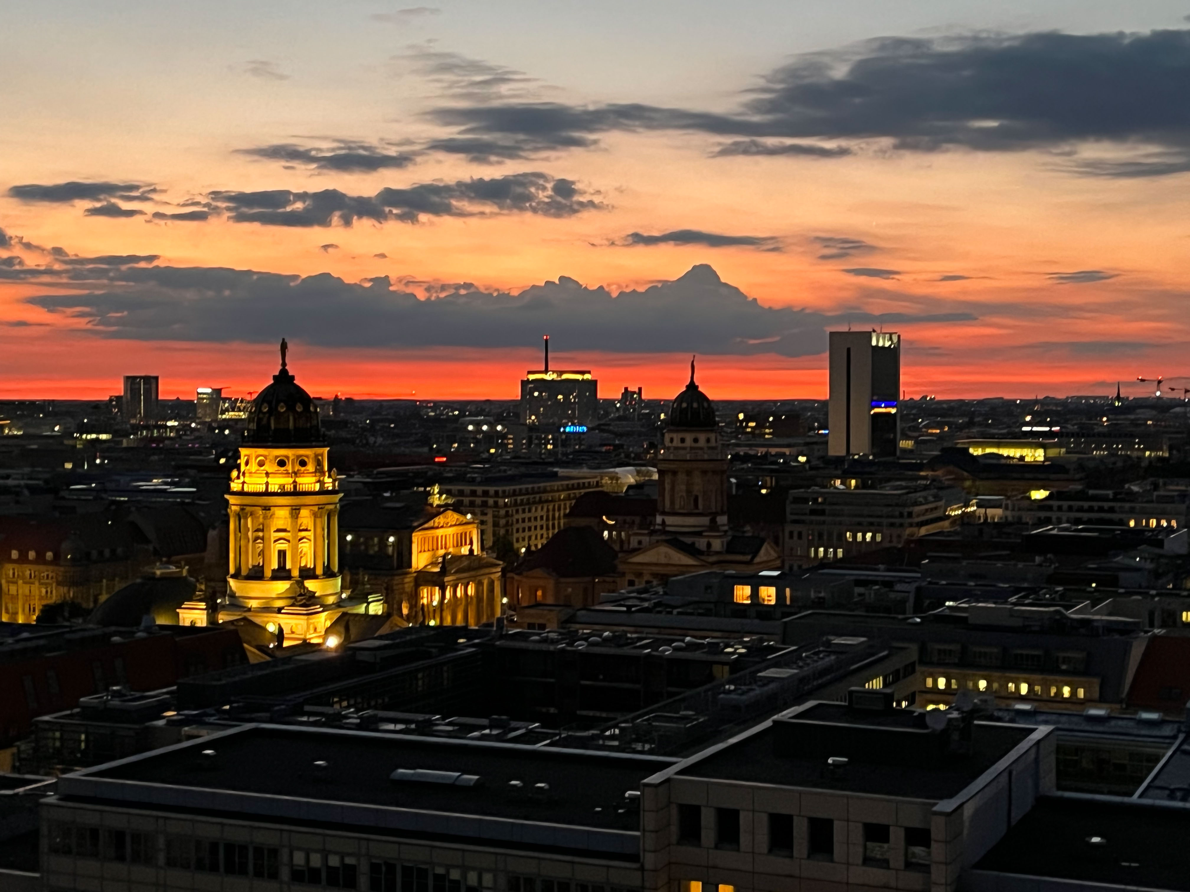 20th floor loft with breathtaking views in Mitte in Regierungsviertel, Berlin