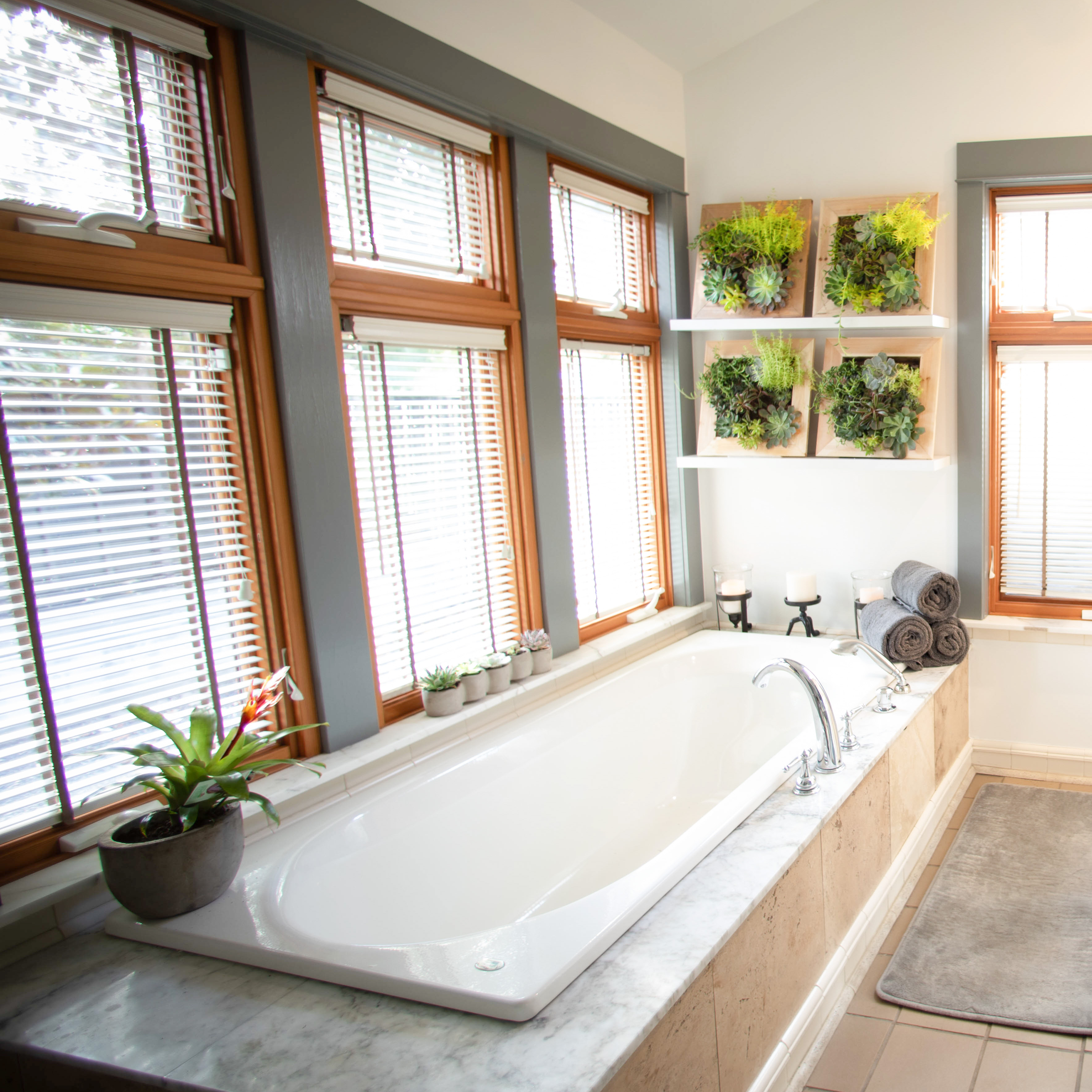 GREENLAKE BUNGALOW - center of seattle