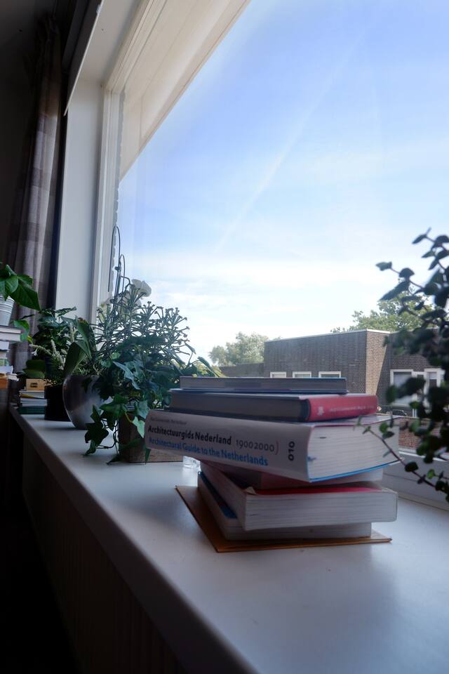 Quiet newly renovated flat near the city center — Rotterdam stay