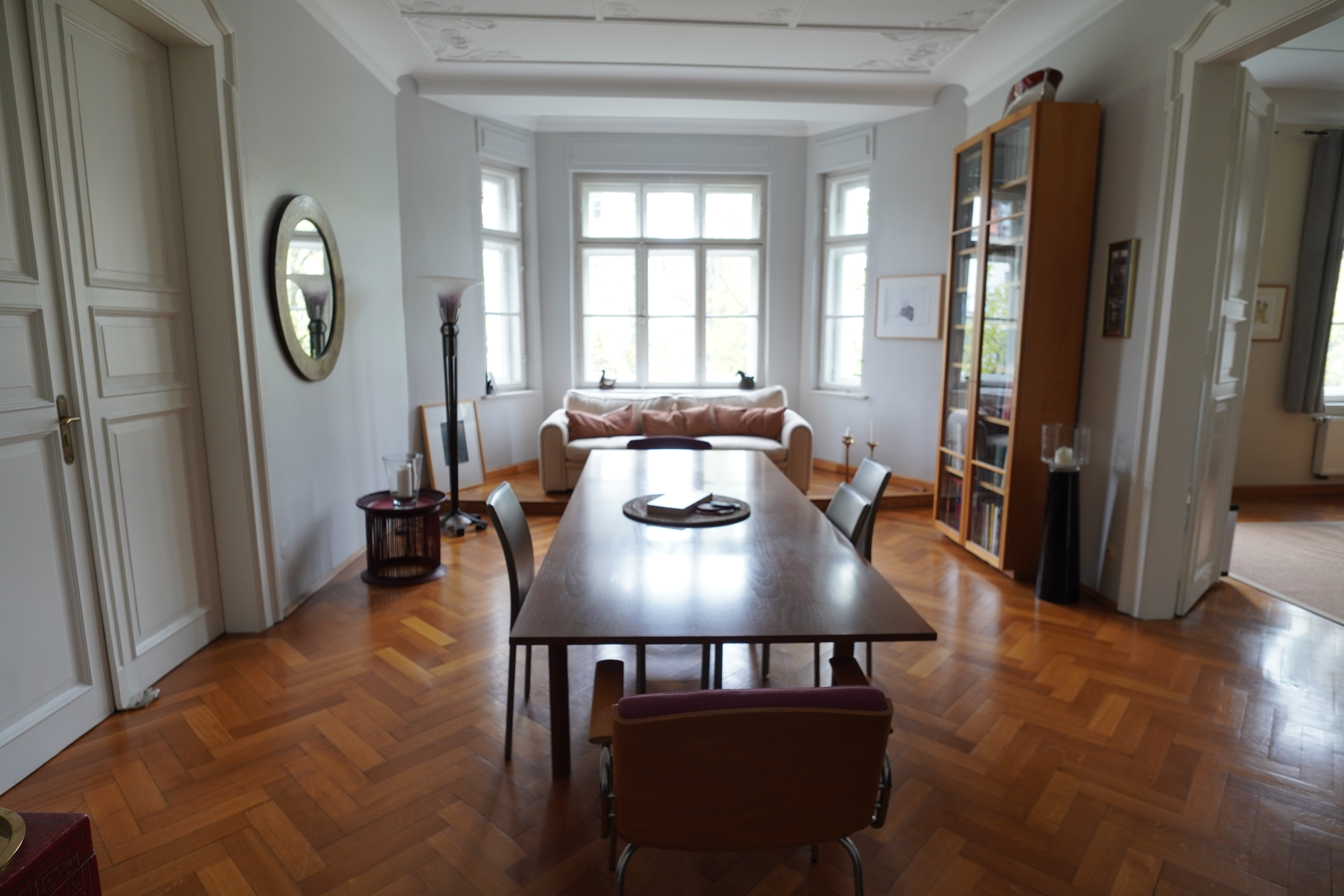 Spacious 2-Bedroom flat in Munich in Bogenhausen, Munich