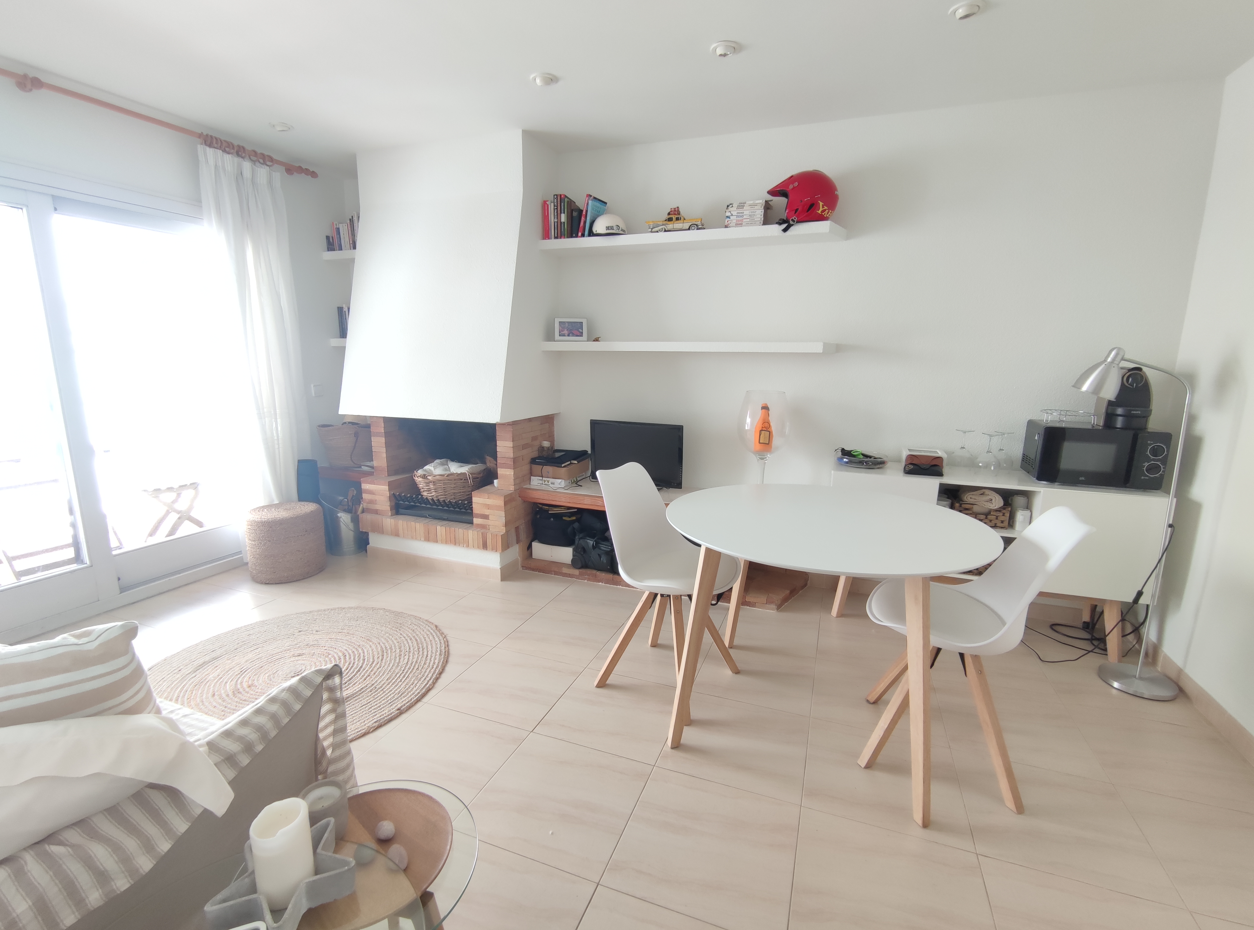 2 minutes walking to the Beach (parking included) in Palafrugell, Girona