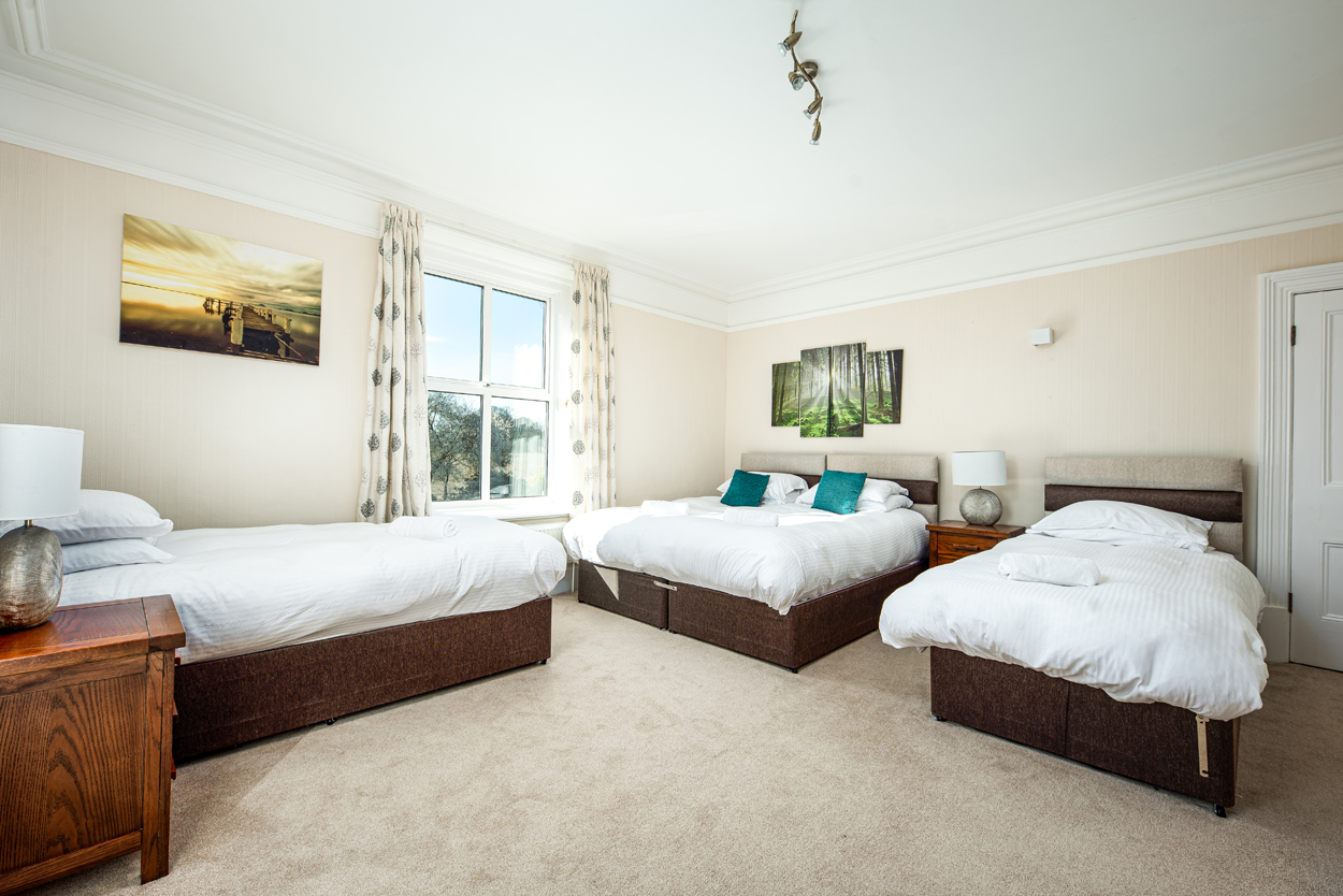 The Grange, nr Bath, hottub games rm, home cinema Houses for Rent in