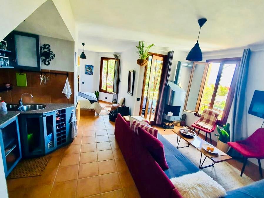 Sea view studio