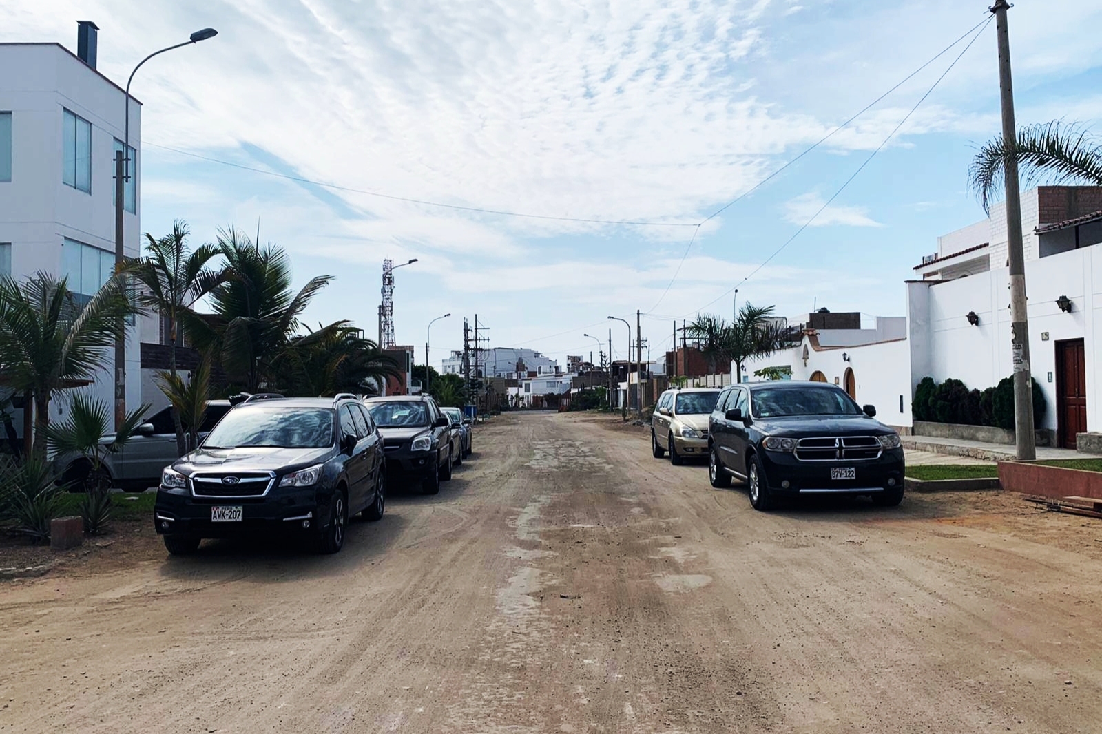 Punta Hermosa, modern duplex in urban. Miramar