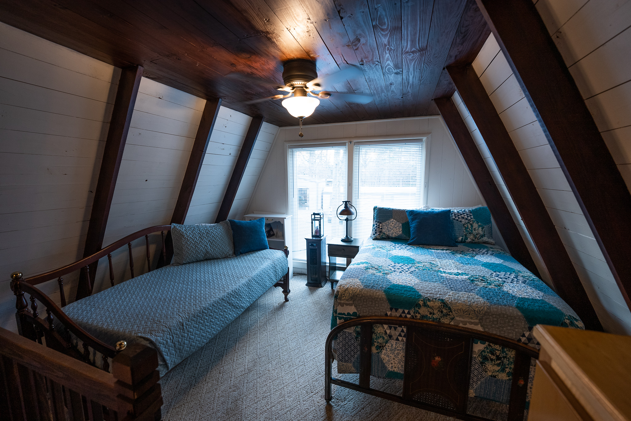 Newly Remodeled Aframe Pet Friendly Cabins for Rent in Springville