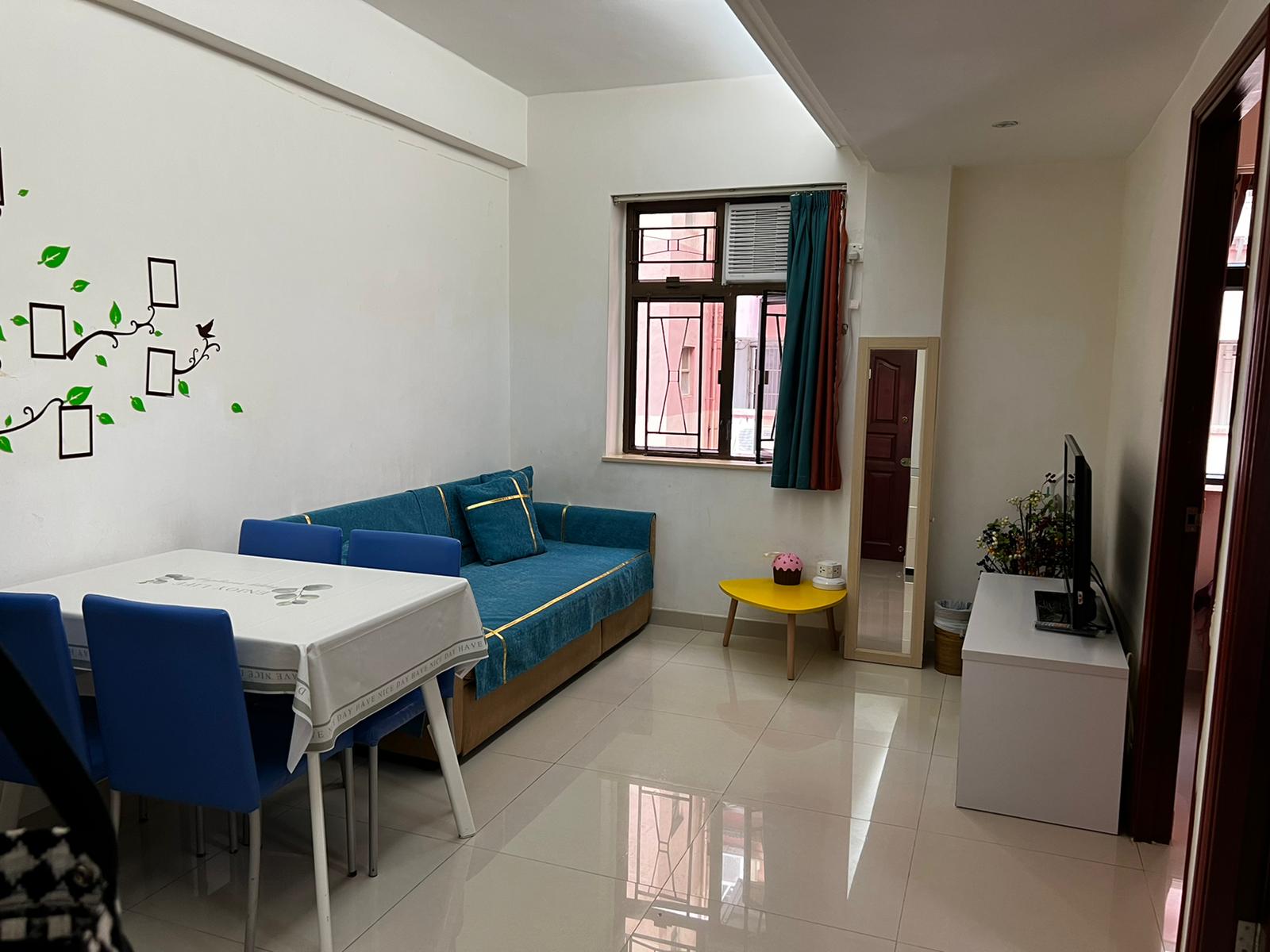 Newly renovated apt in MK for 6 ppl