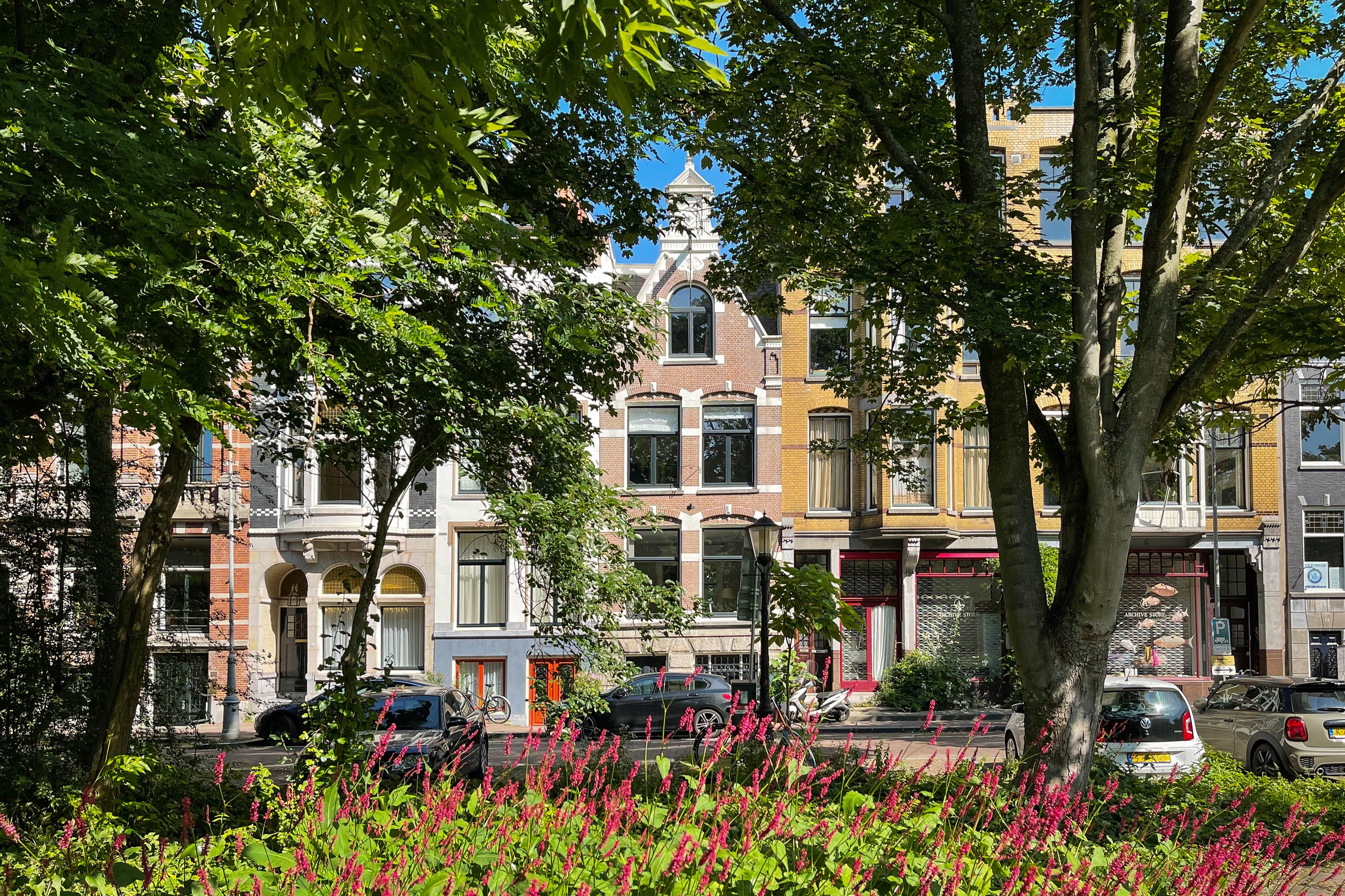 Stylish apartment in canal house in city centre — Amsterdam stay