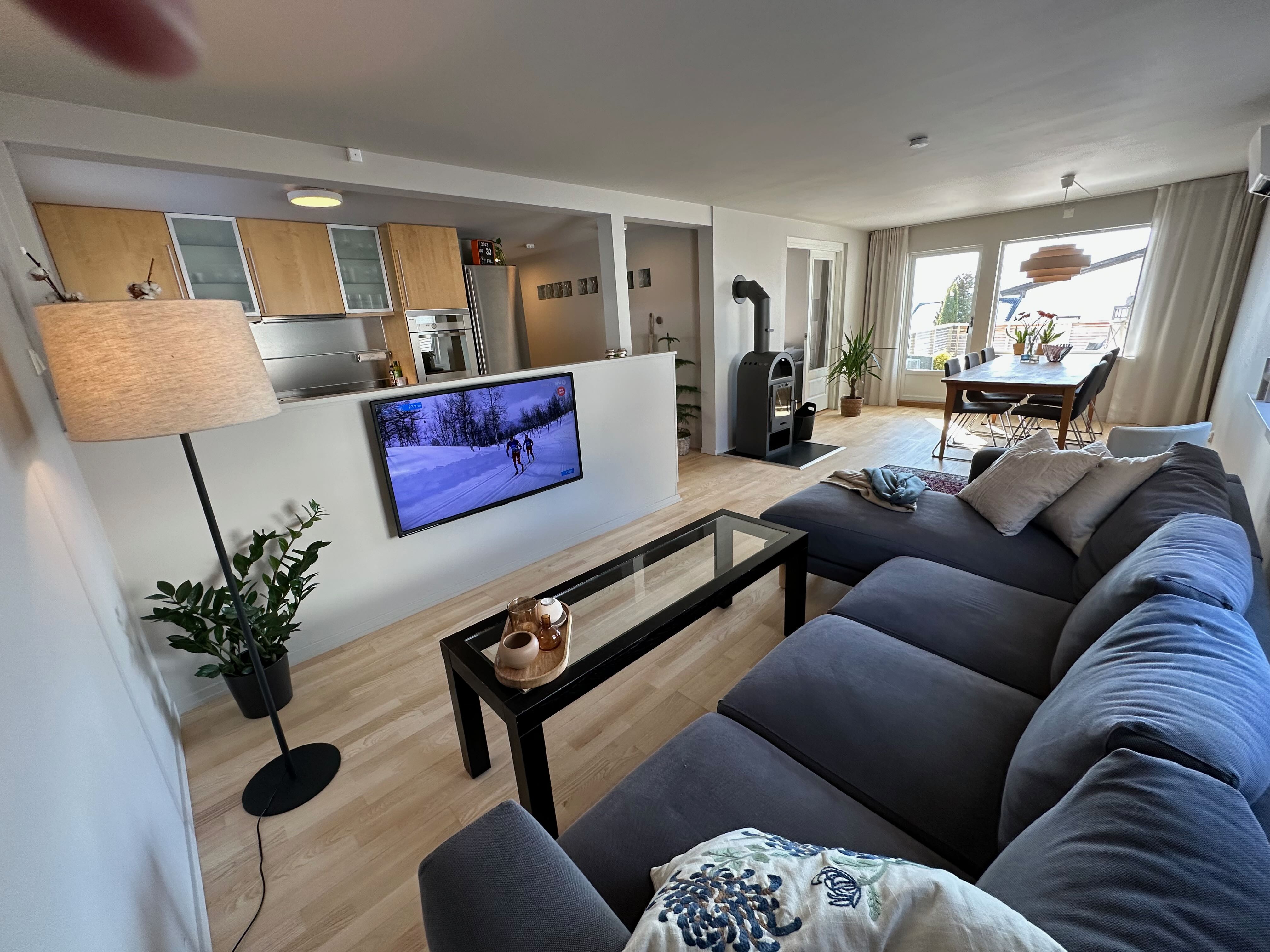 Large apartment central in Molde