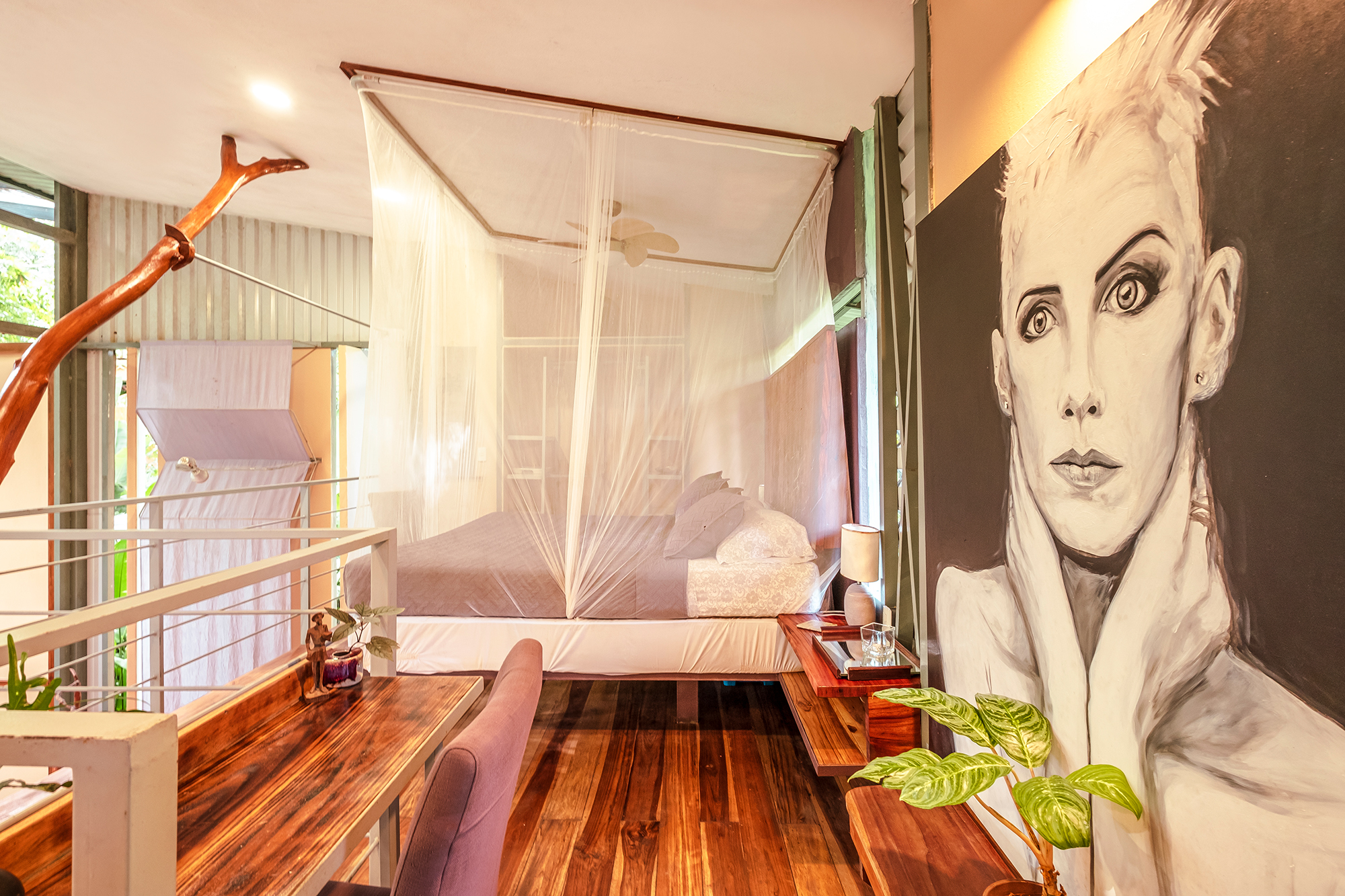 Perezoso Villa. Jurassic Park loft in the jungle.