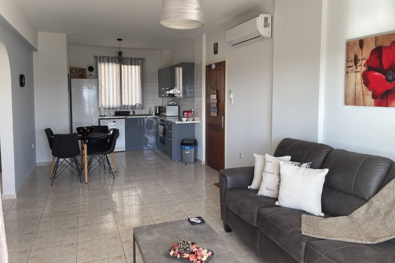 Eden Heights - Luxury Seaview 2 Bedroom Apartment