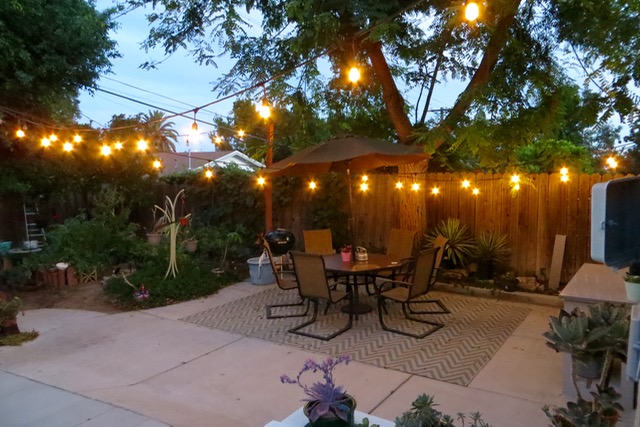 L.A. Sweet Indoor/Outdoor Space, Great Location