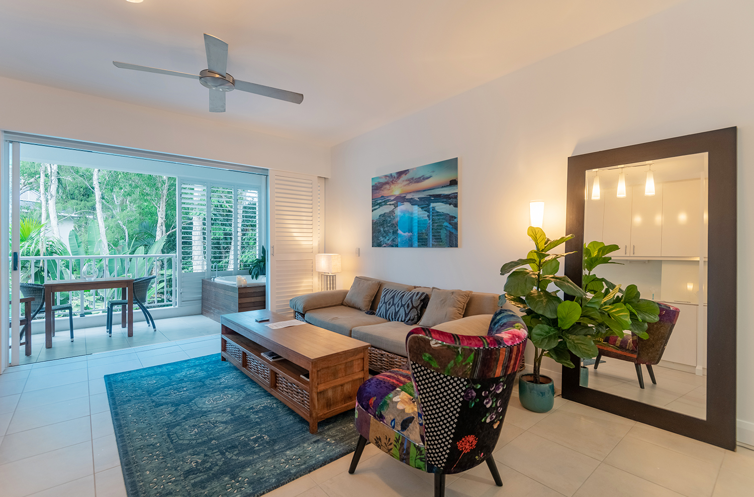 3424 Beach Club Palm Cove Premium Studio Apartments for Rent in