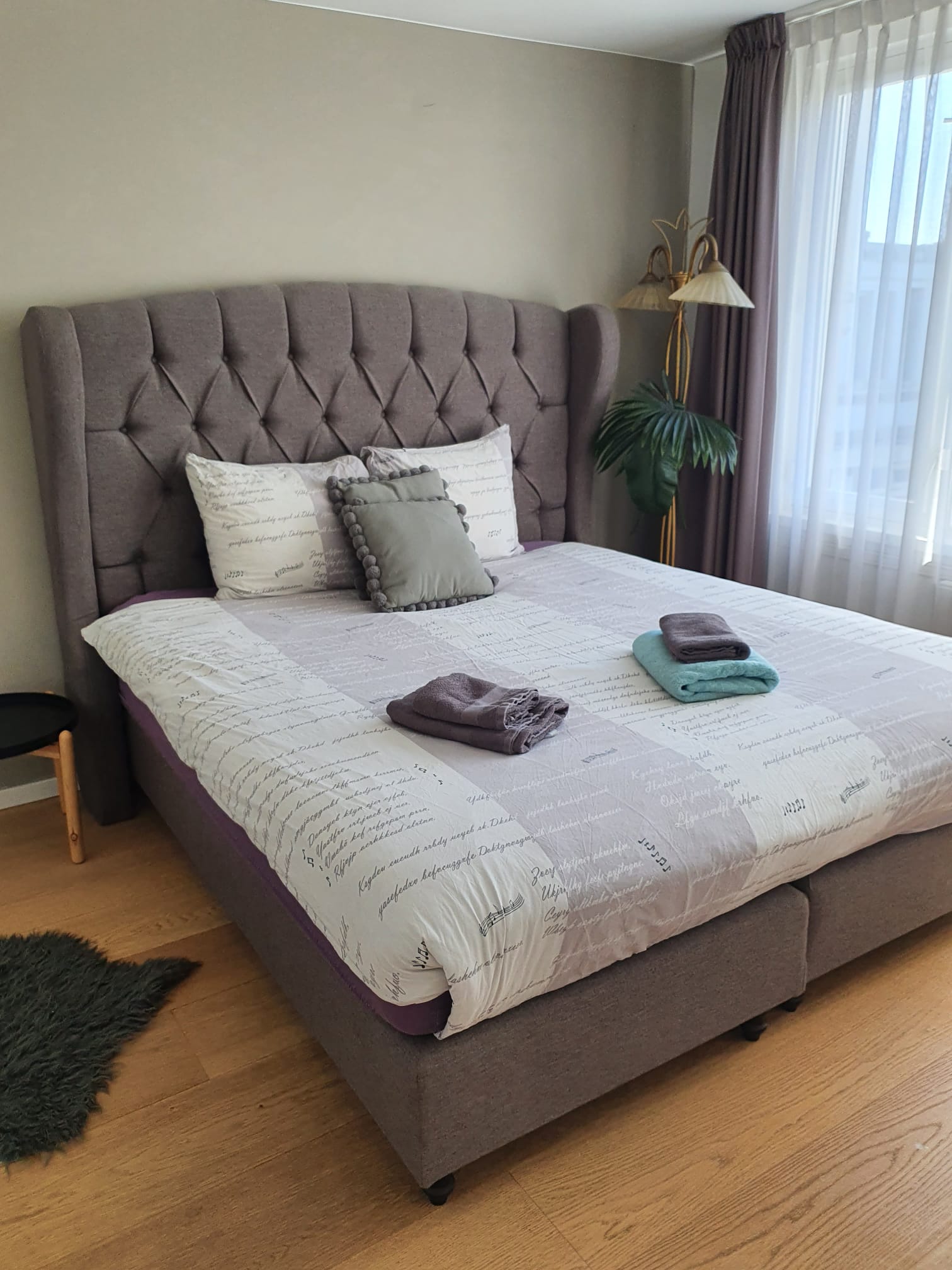 Spacious room with private bathroom Rai Centre โ Amsterdam stay