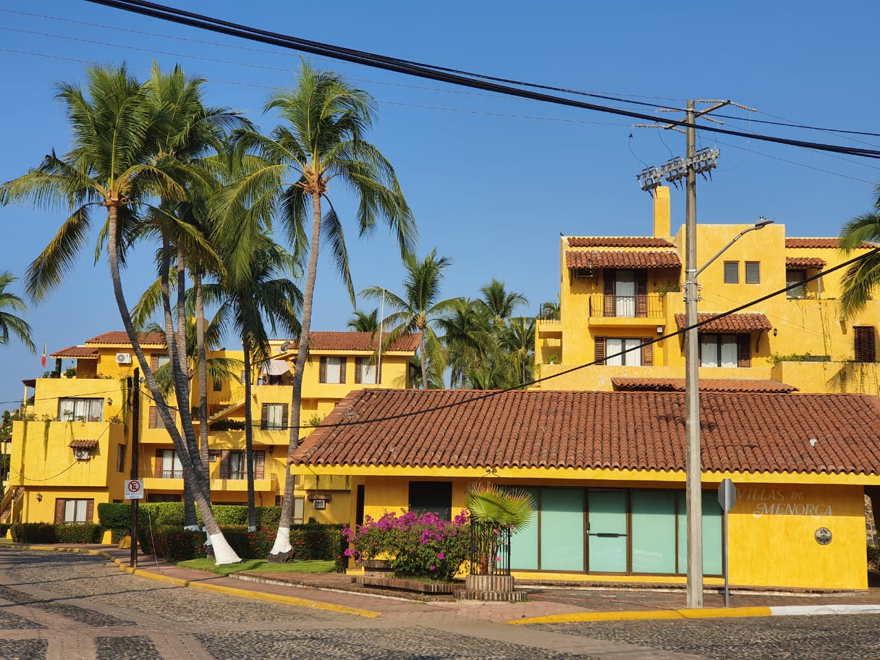 Nice Apartment Club Santiago, Manzanillo Condominiums for Rent in Manzanillo, Colima, Mexico