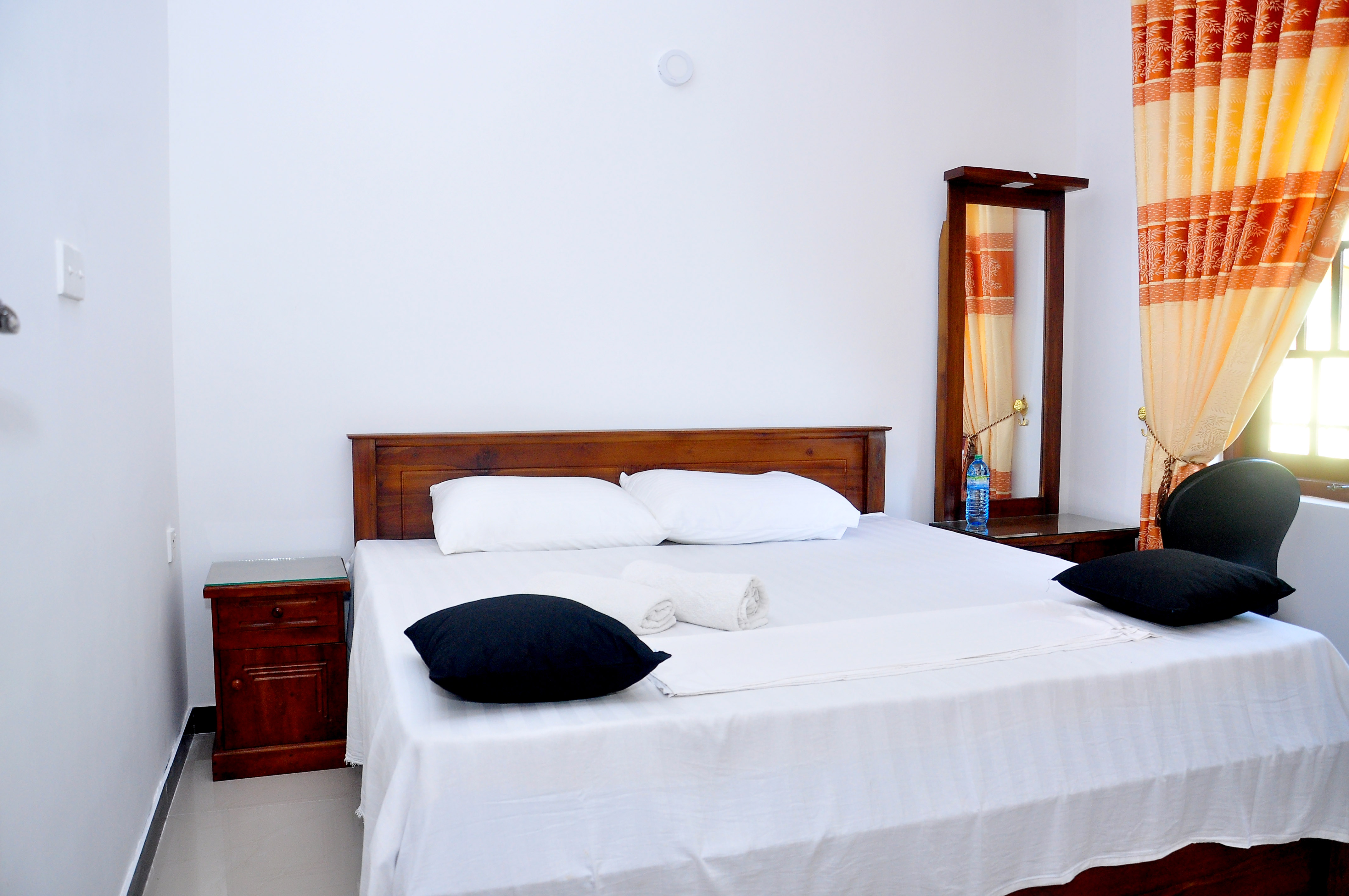 Little Swan Superior Room 1