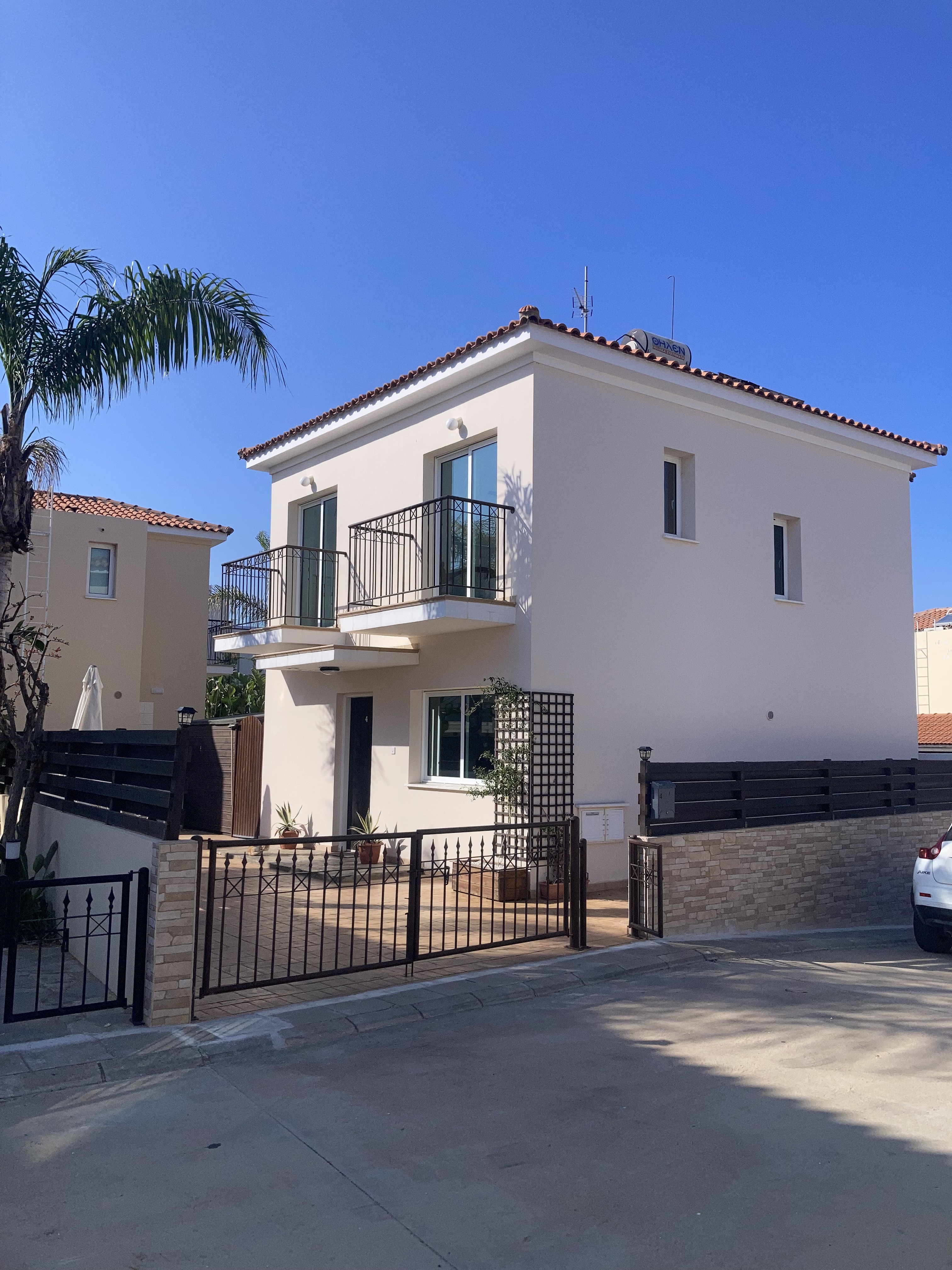 Private 3 bedrooms villa