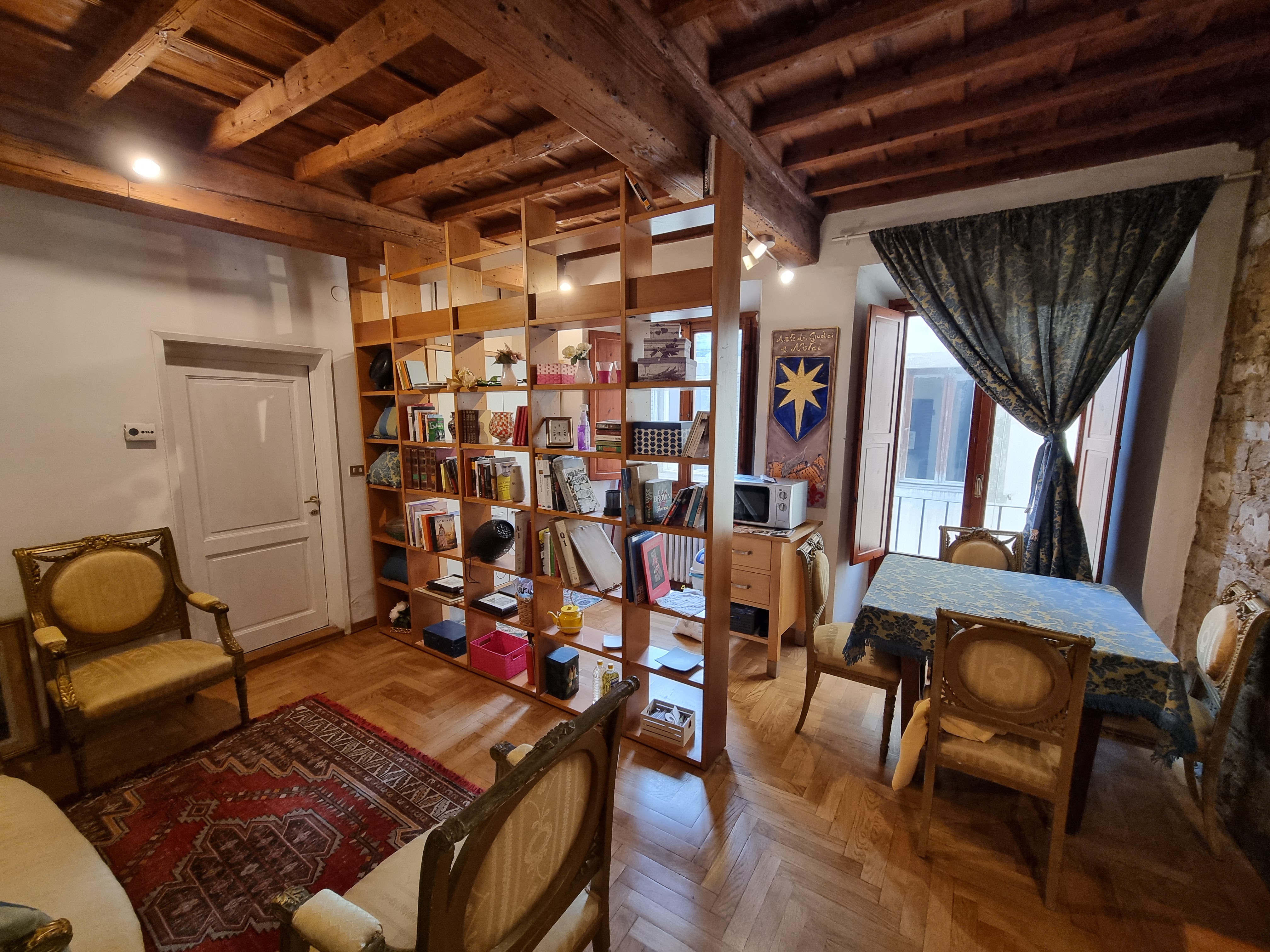 APARTMENT BETWEEN DUOMO AND OLD BRIDGE in Centro Storico, Florence