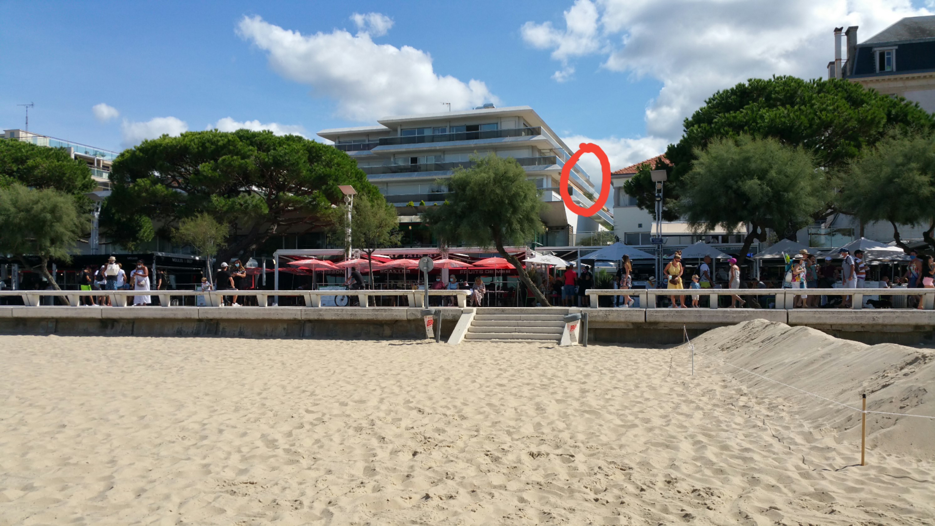 Feet in the water, terrace, parking
