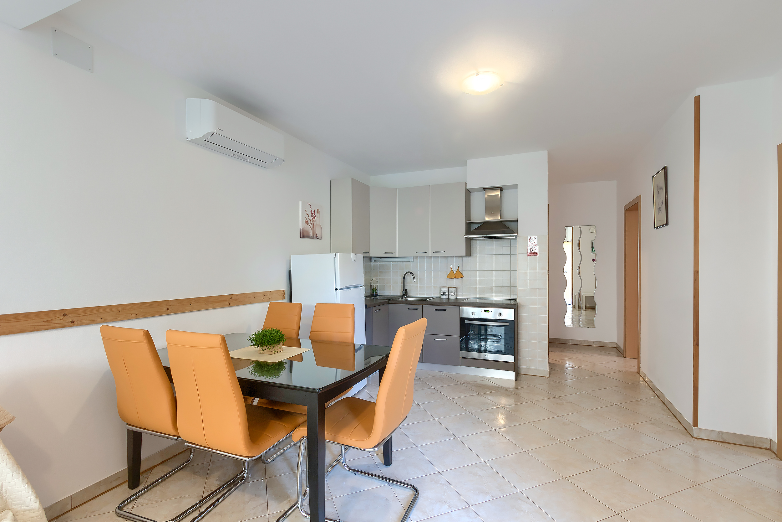 Dean Apartment 4