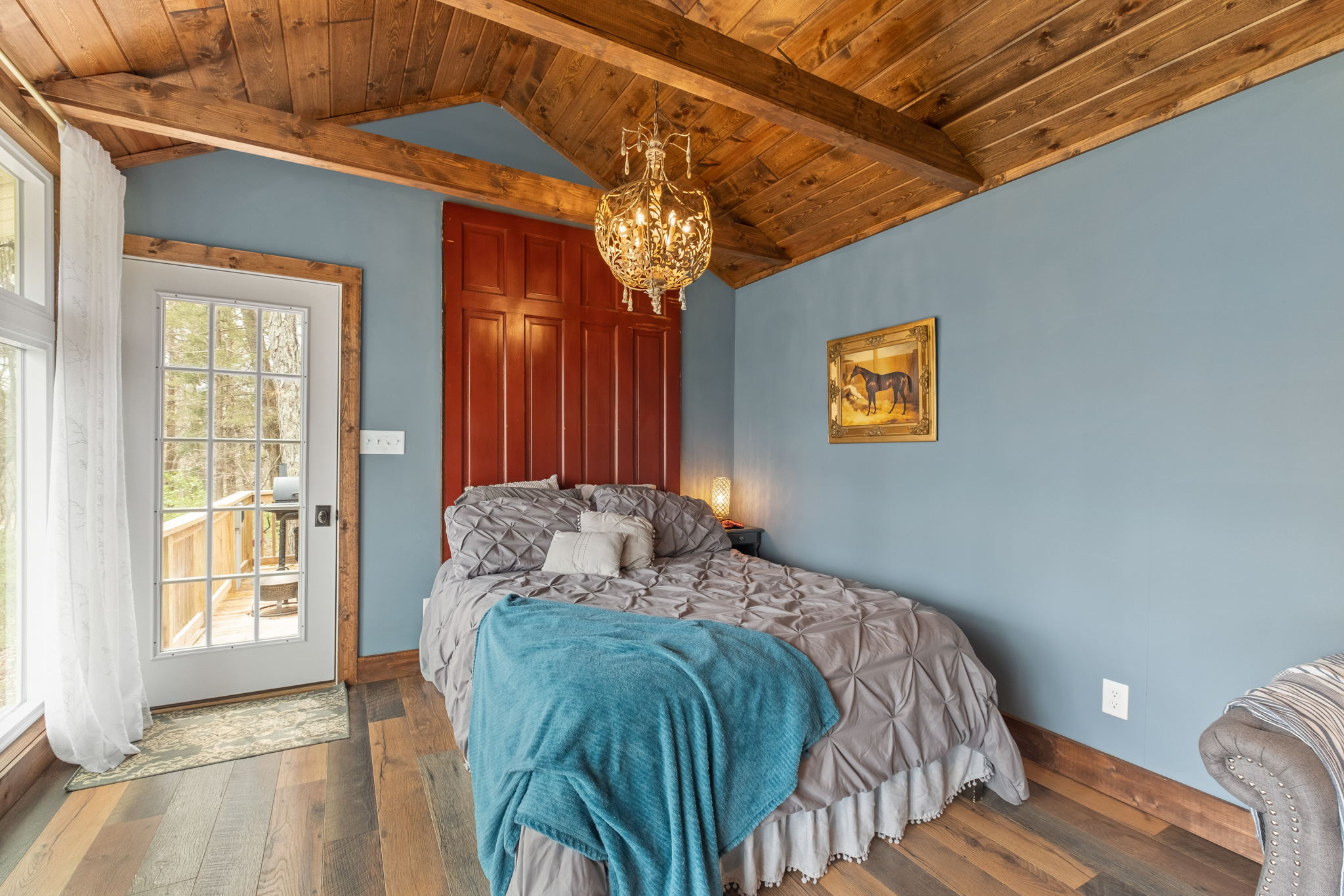 Honeymoon Suite Camp Skullbone In The Woods Houses for Rent in