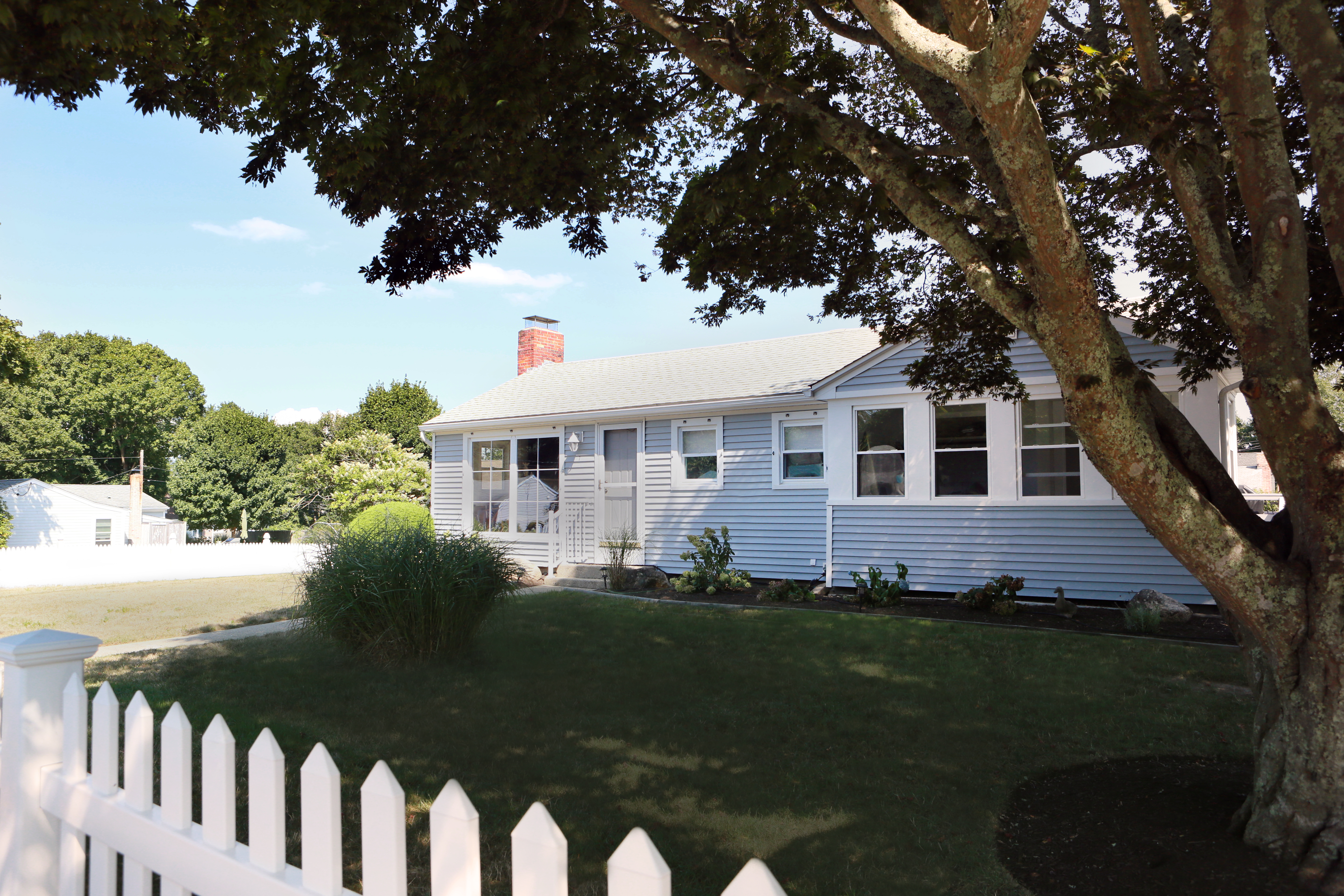Last minute beach getaway.. look no further!