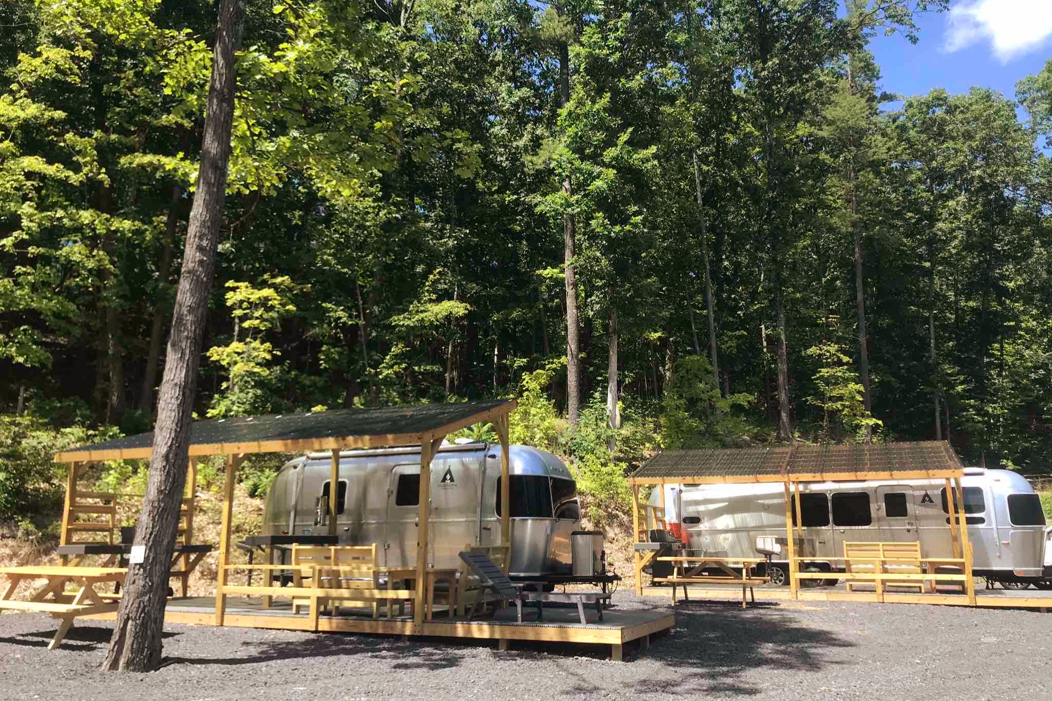 Catskill Airstream Cabin Sleeps up to 4 with Pool Campers/RVs for