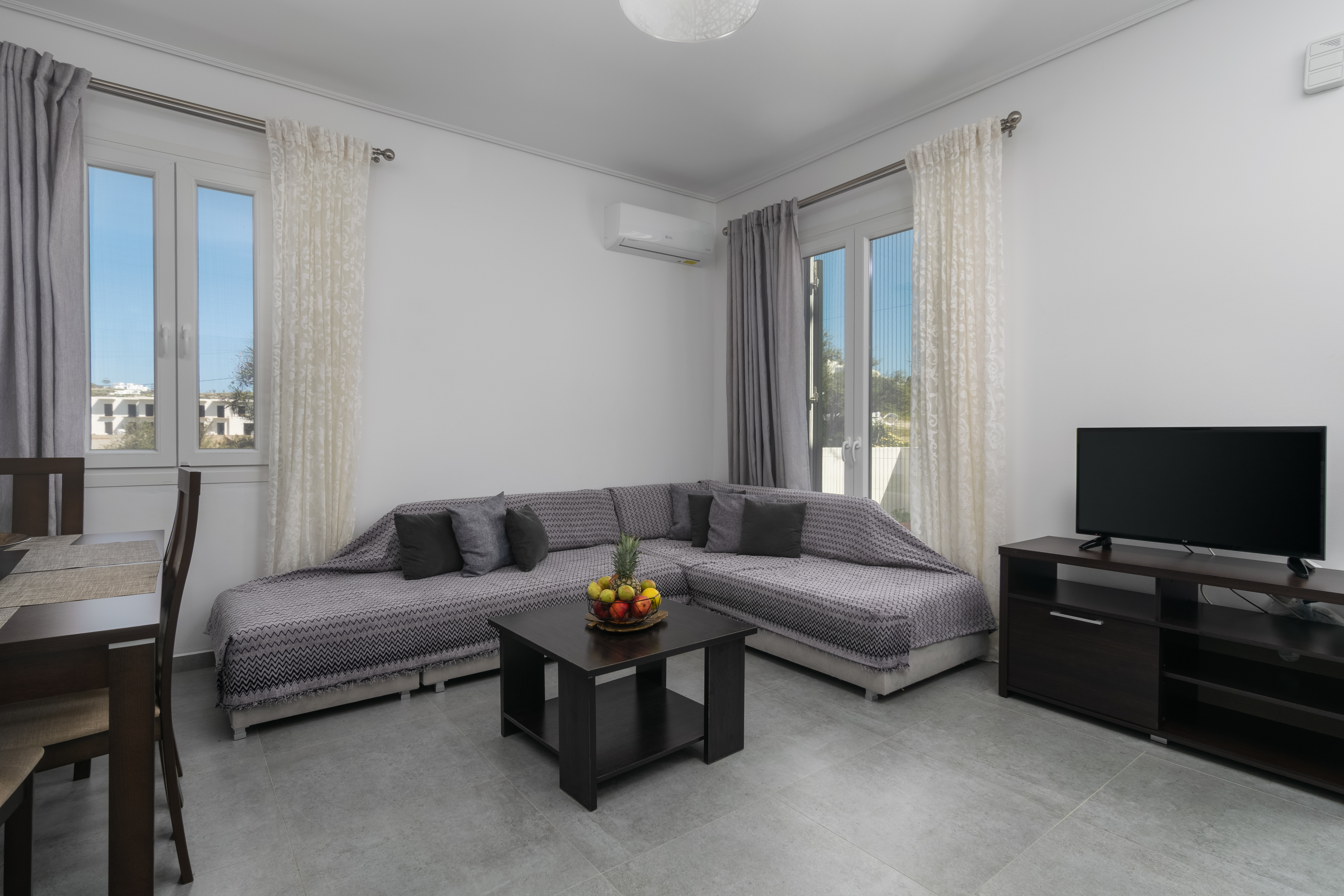 Emanouela's apartement in the center  of  Adamas