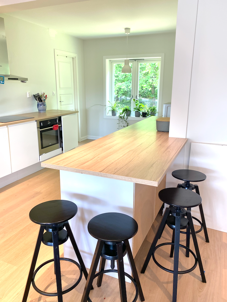 Child-friendly, quiet with parking and EV charging