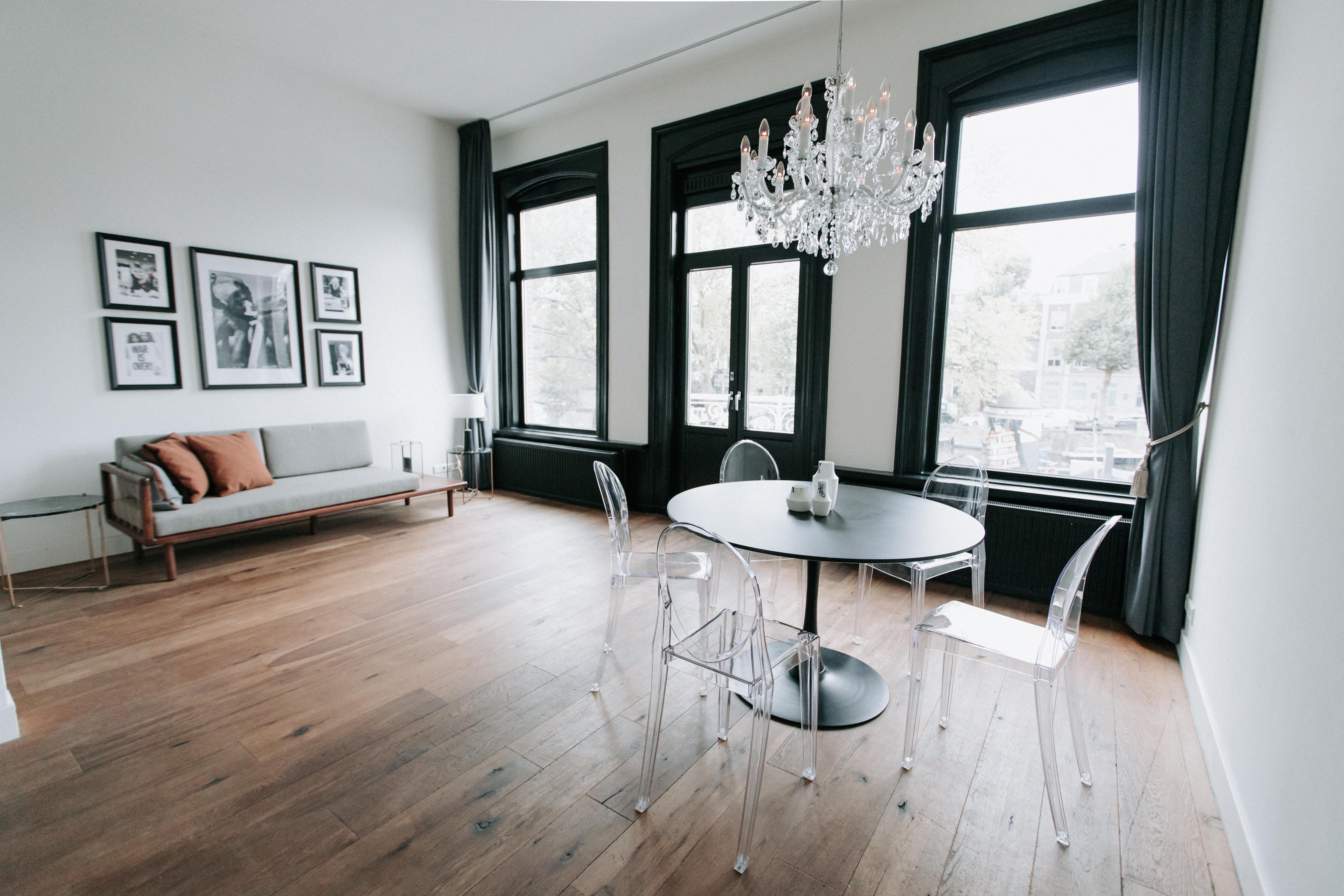 Light, spacious apartment next to city center โ Amsterdam stay