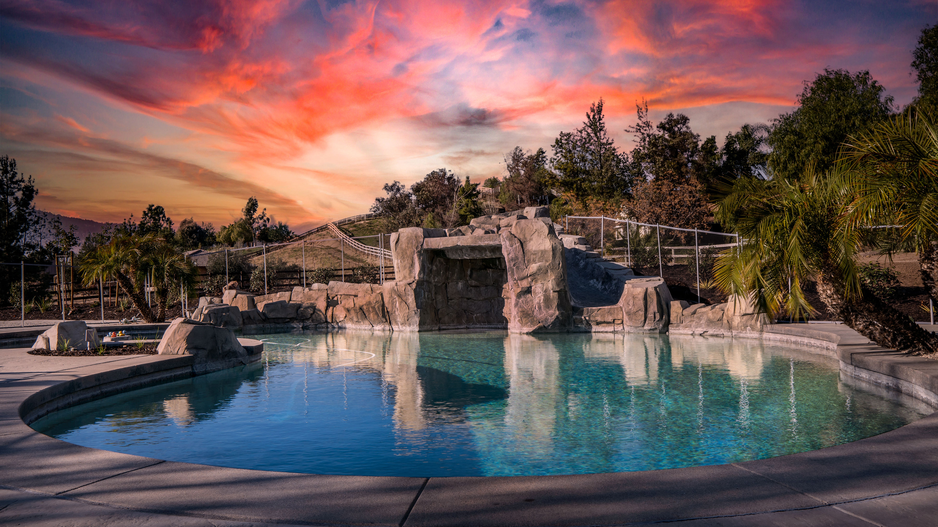 Resort pool w/waterfall slide steps from wineries! Houses for Rent in