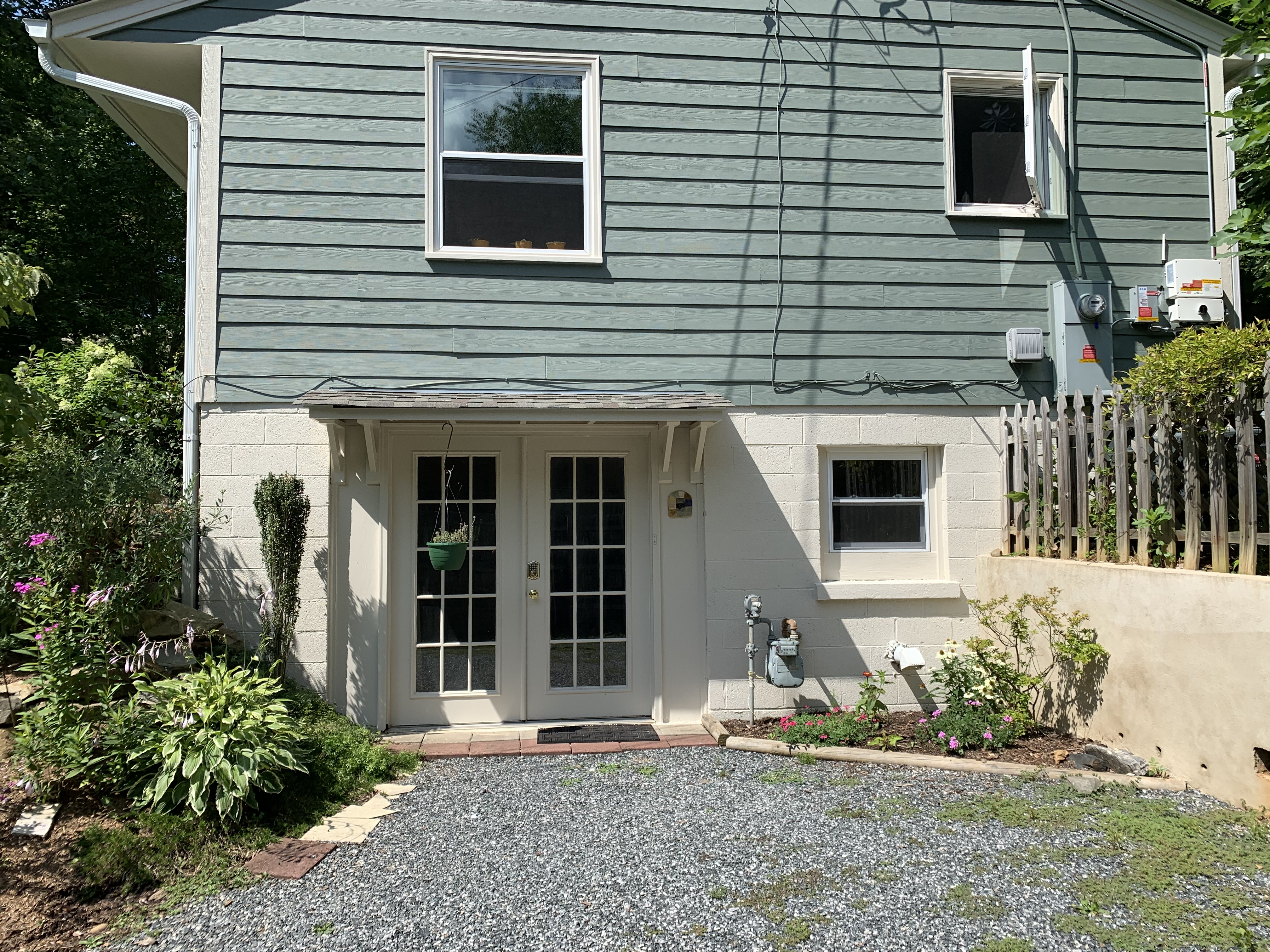 Sweet Suite in 28804, Asheville