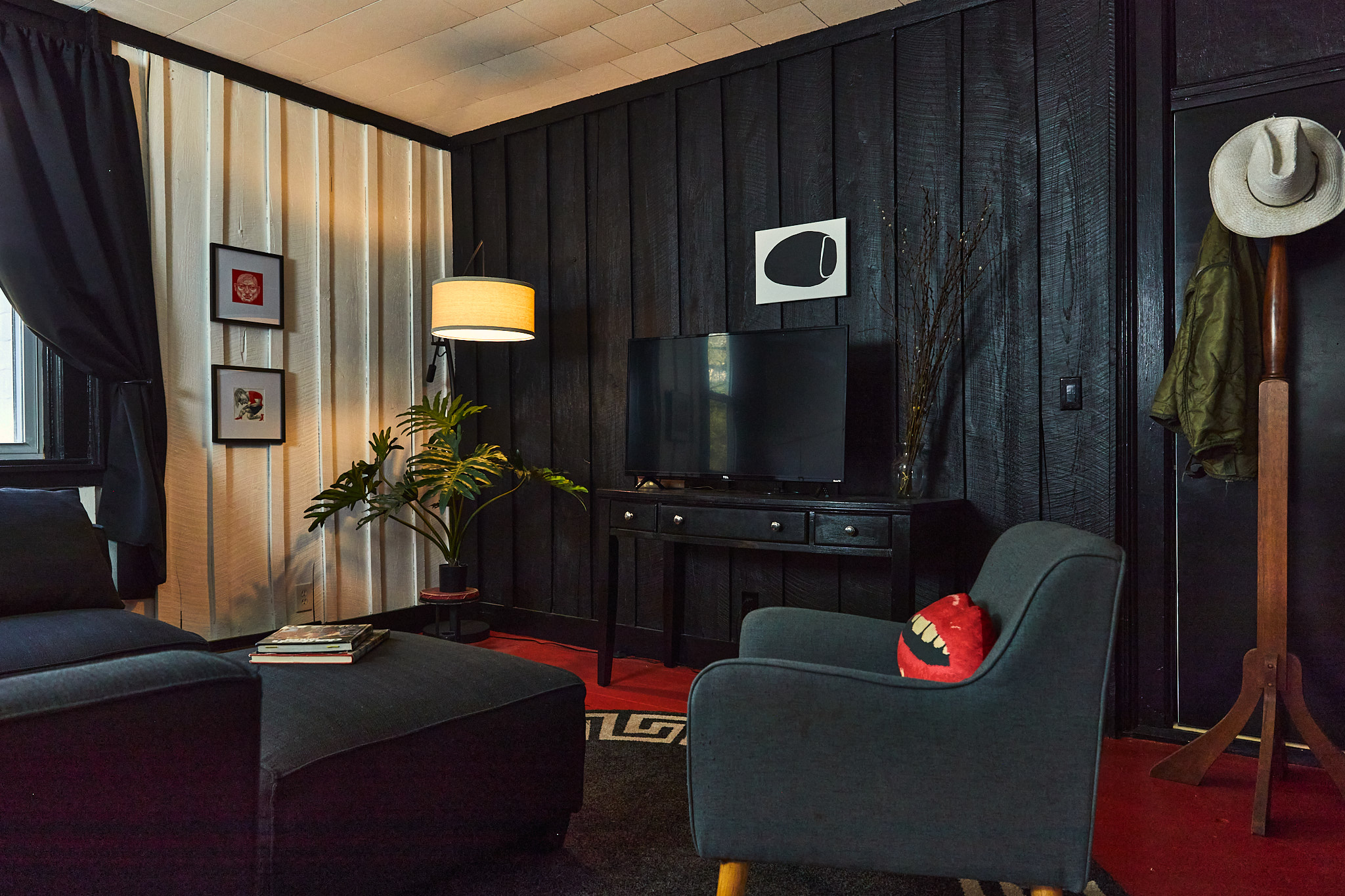 Stylish, Renovated Private Catskills Apartment