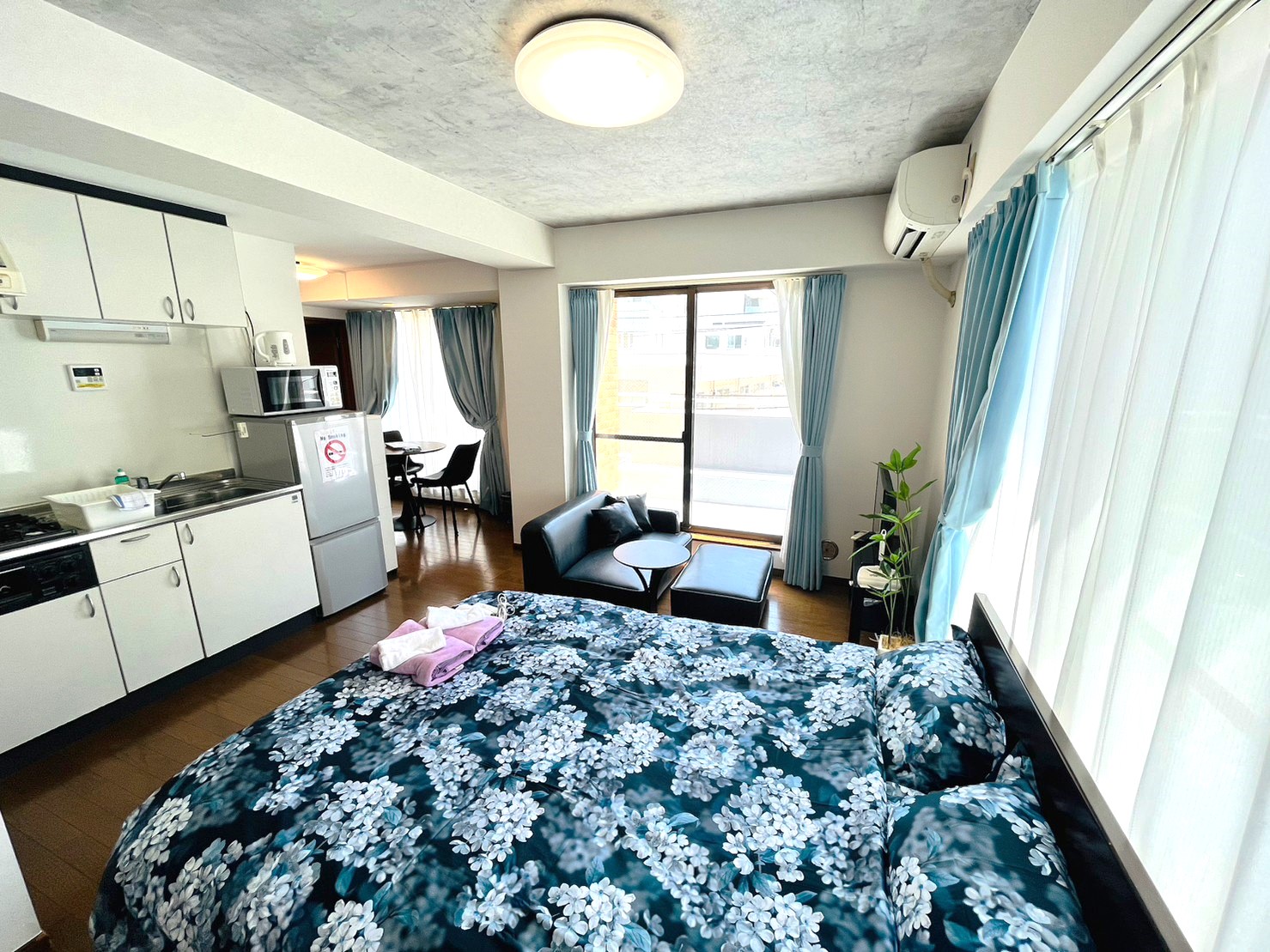 Roppongi but 2-sided roof balcony with 30 square meters, the top corner house!Good sunlight facing south◎