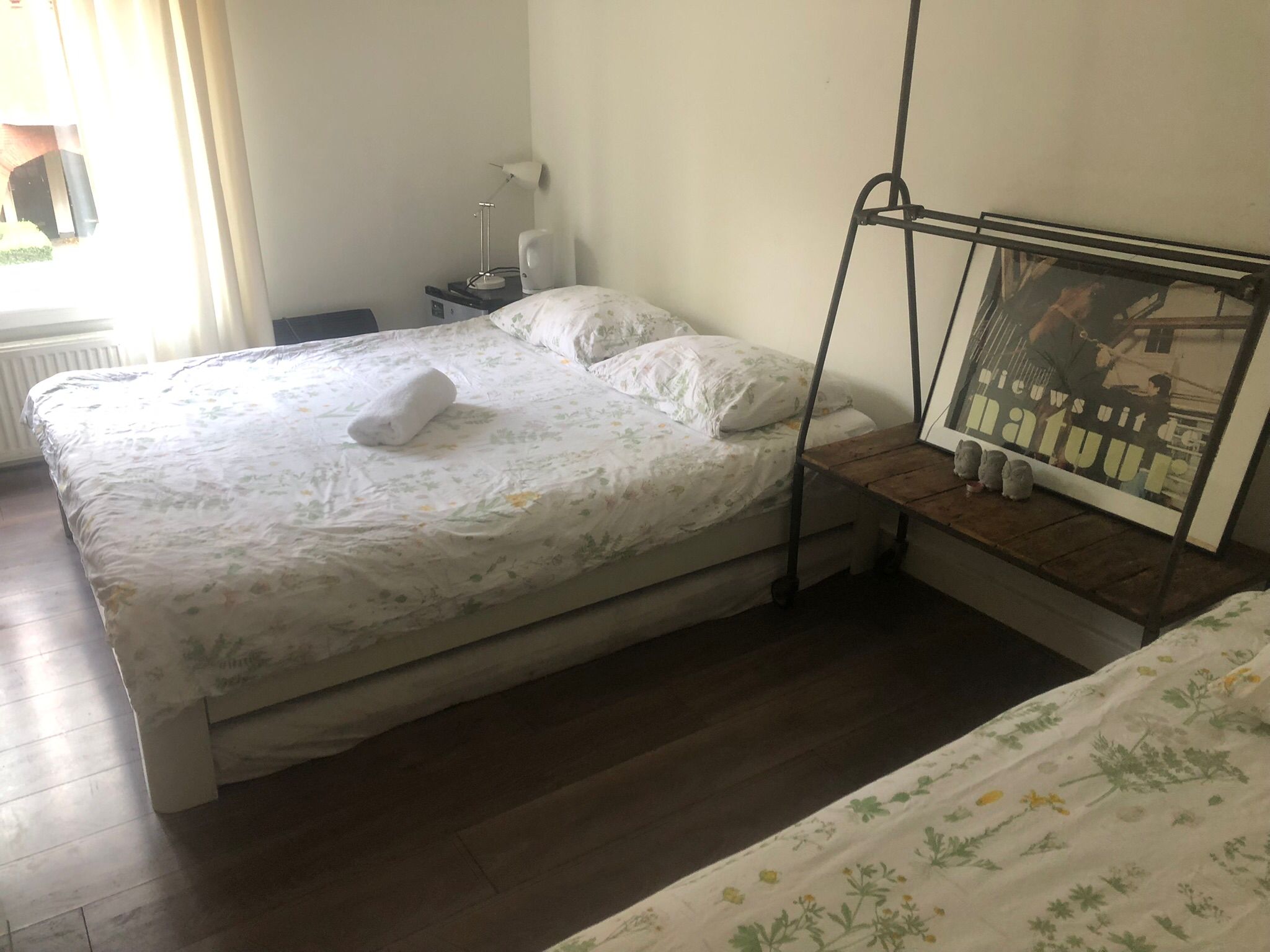 Spacious room in modern apartment — Amsterdam stay
