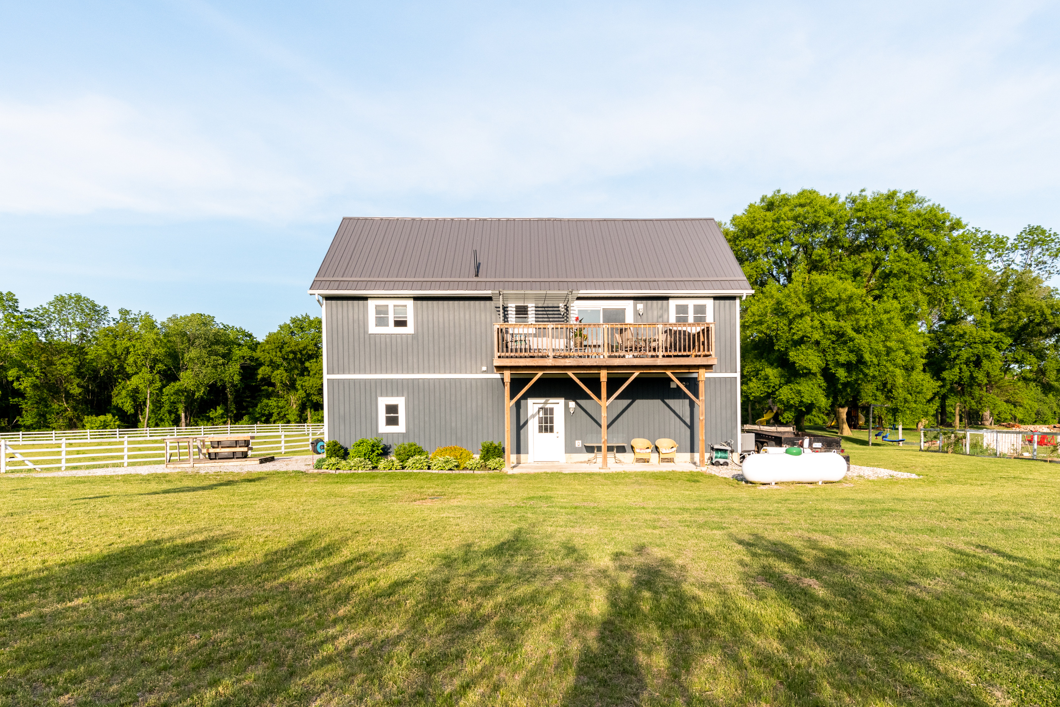Cozy and private farm loft.
