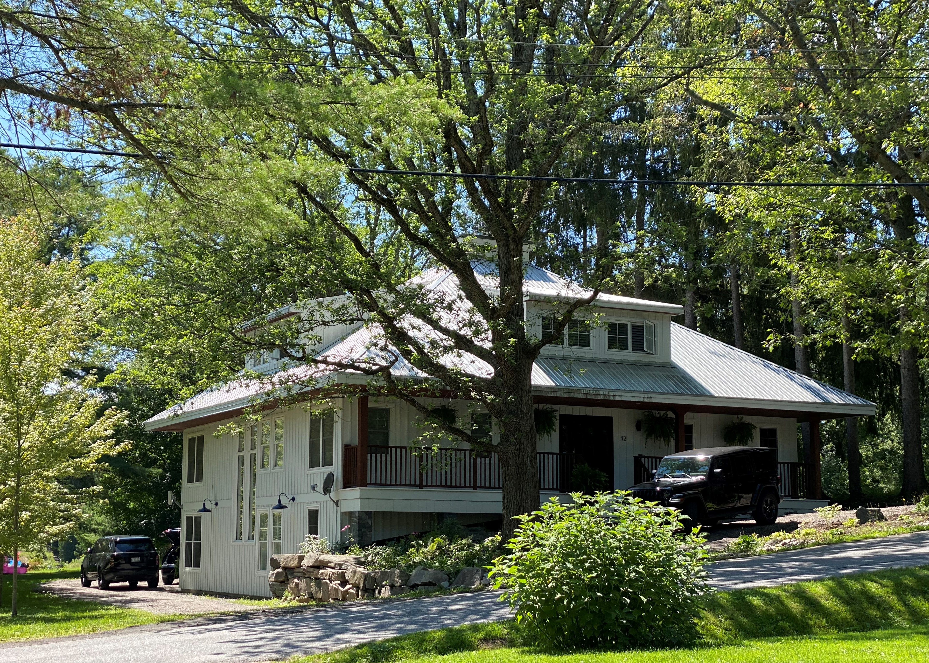 Designer's Own Lake Muskoka Retreat