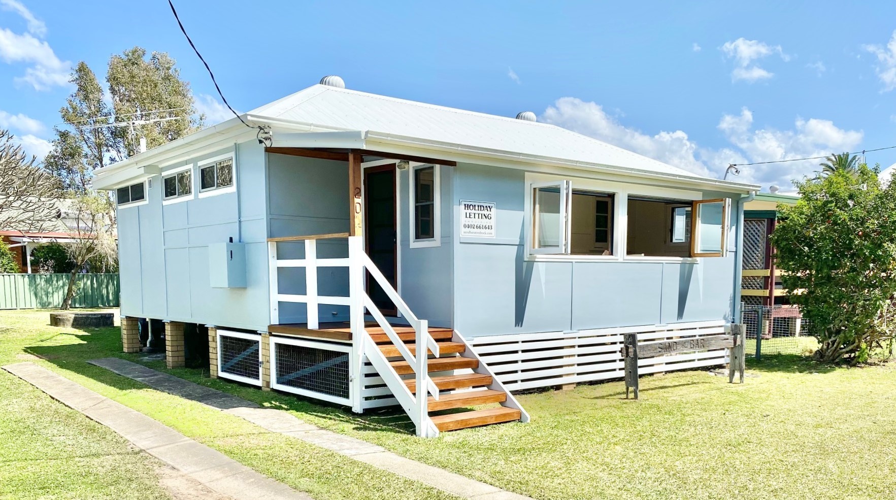 River Frontage: Front & Centre! in Coffs Harbour, Mid North Coast
