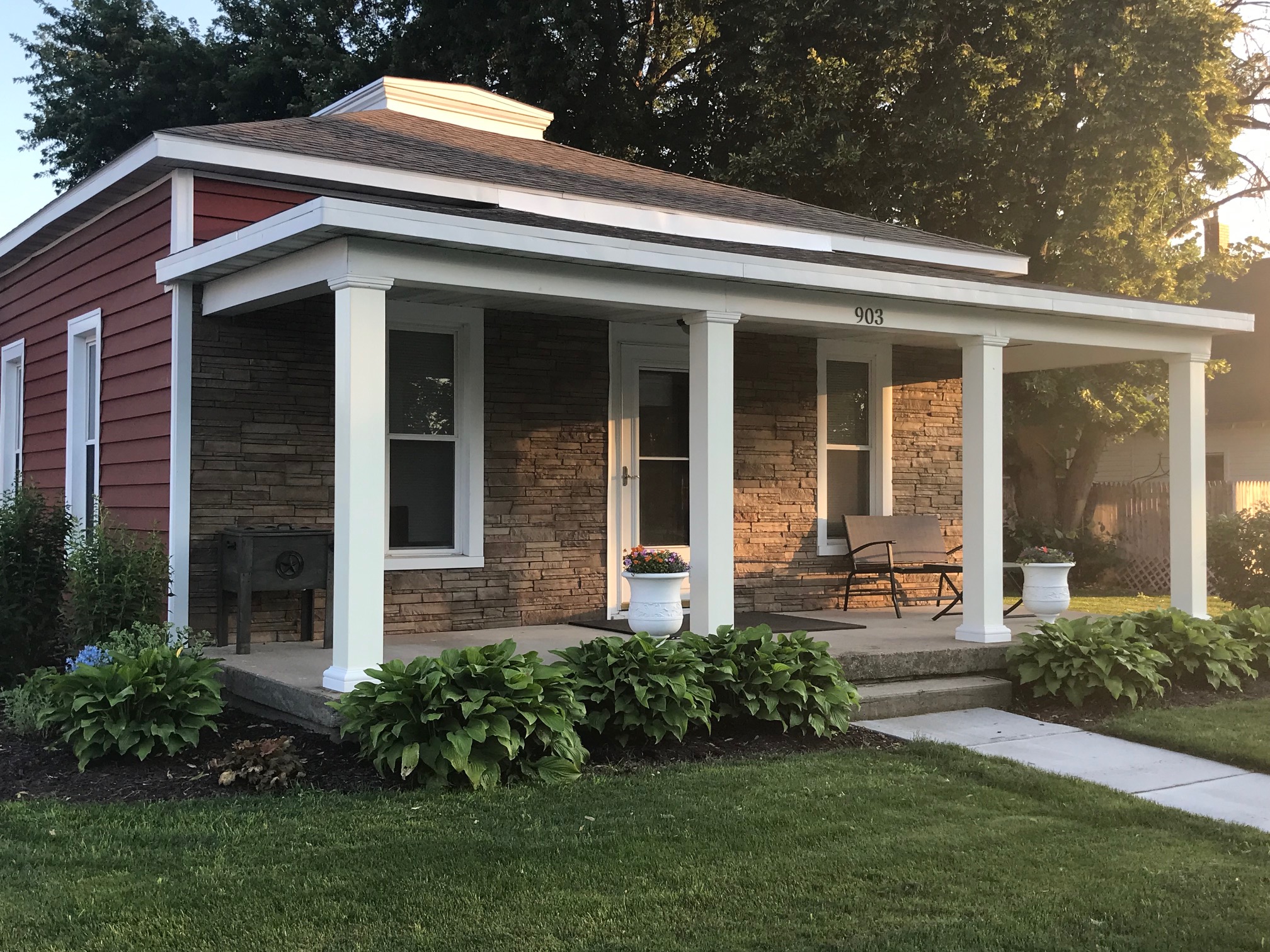 The Red House Houses for Rent in Saint Paul, Nebraska, United States