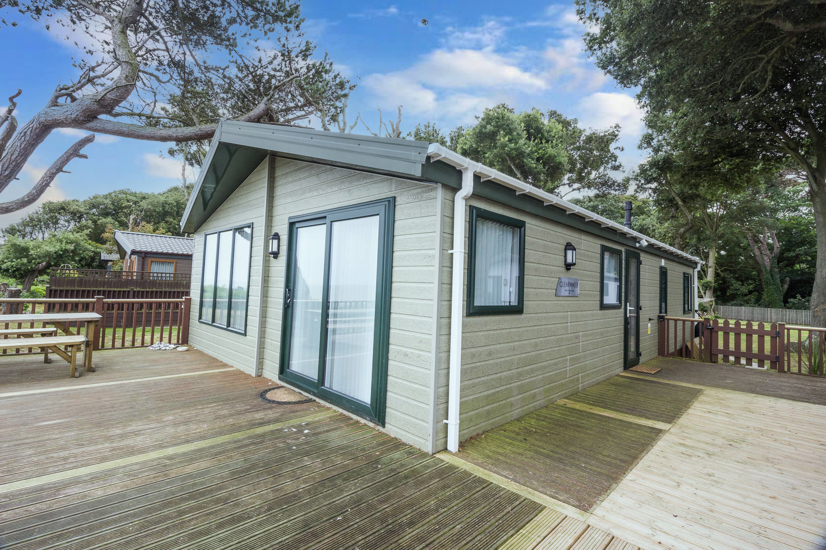 Luxury lodge & full seaview in Suffolk ref 32105OG