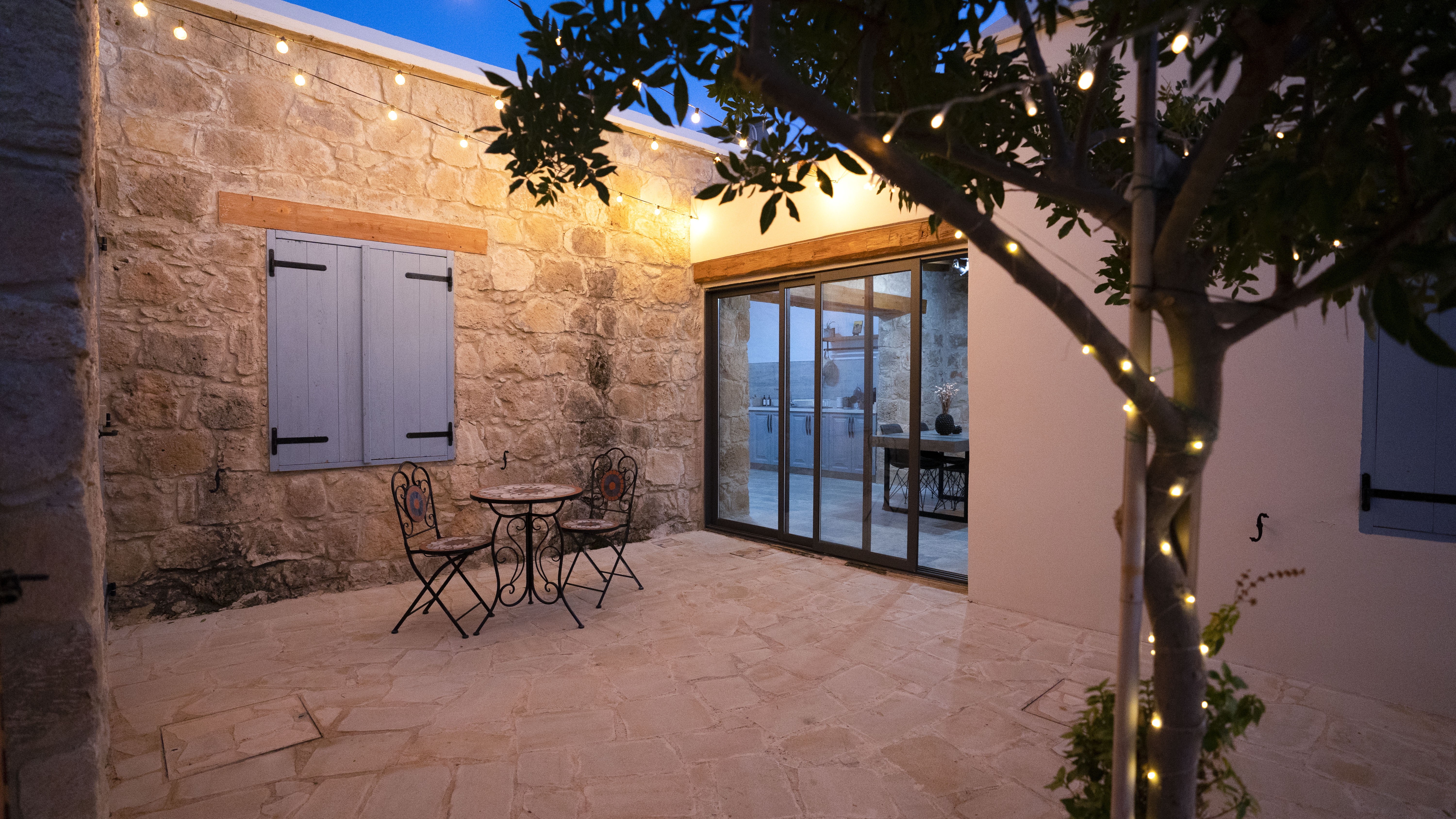 stonebuilt HiddenHouse