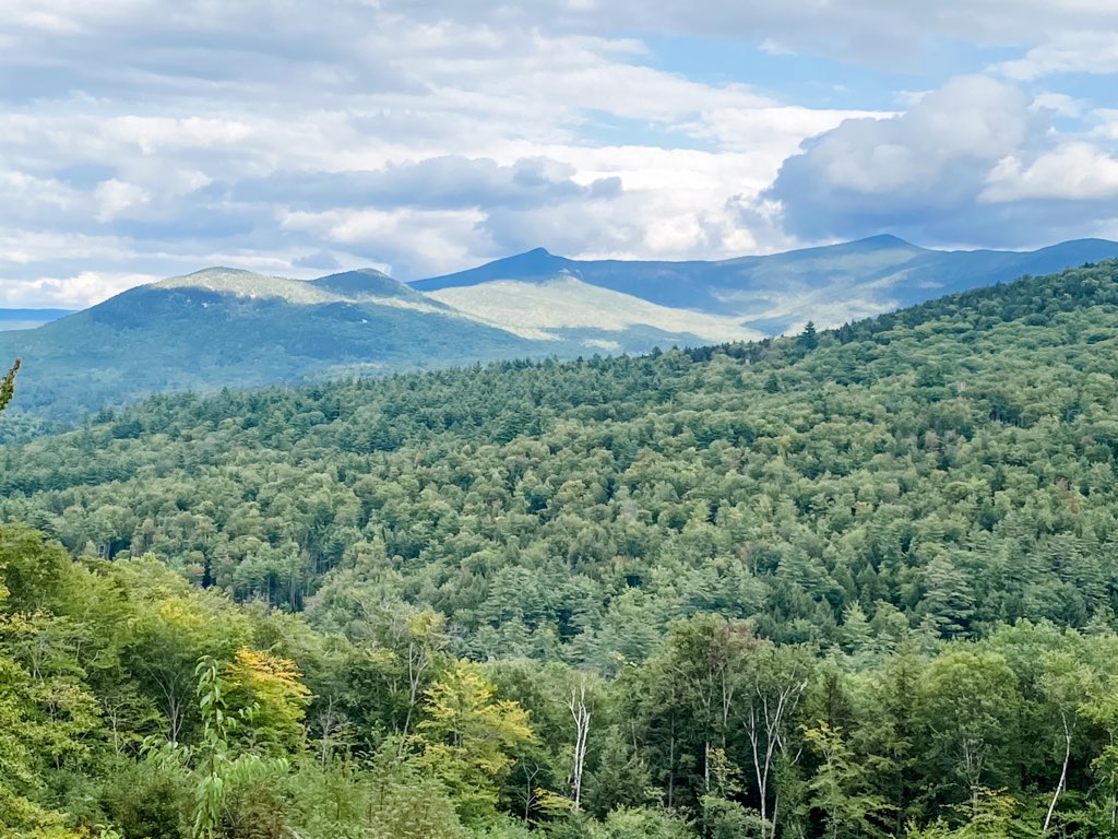 New home with breathtaking mountain view