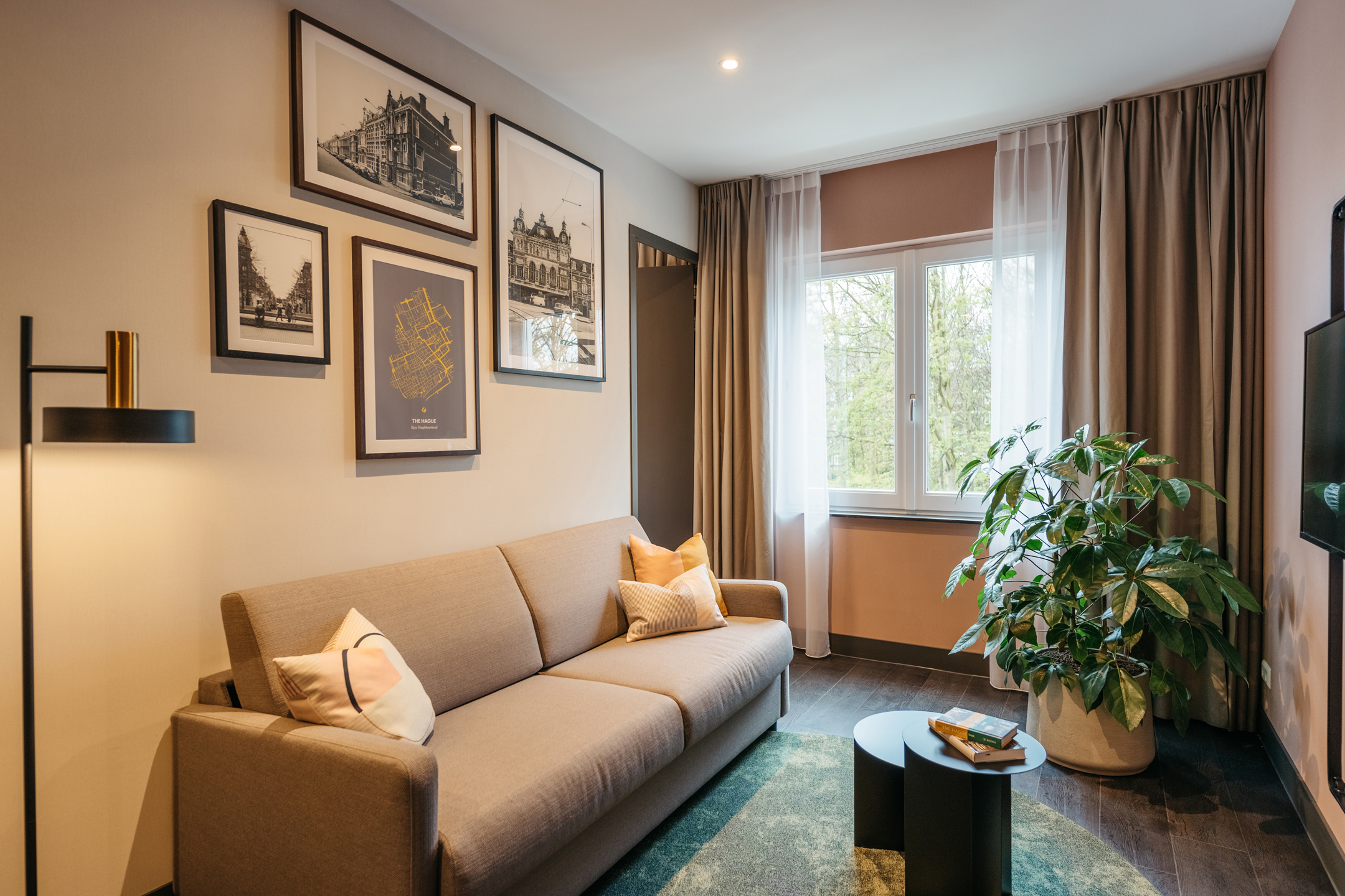 One-bedroom Comfort at YAYS Willemspark — The Hague stay