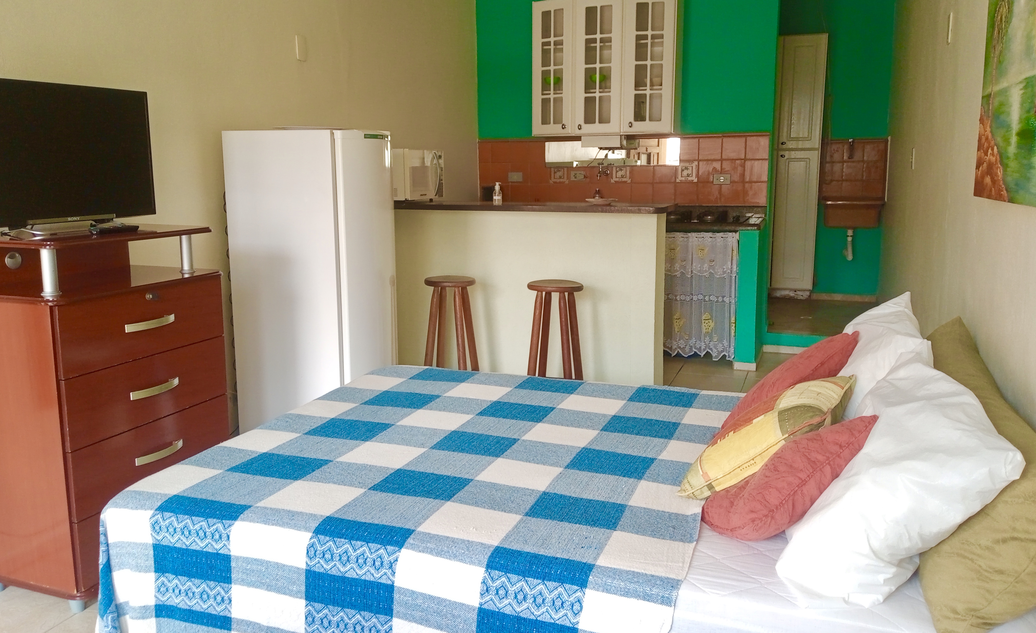 Lanai Apartment! Beach Comfort!